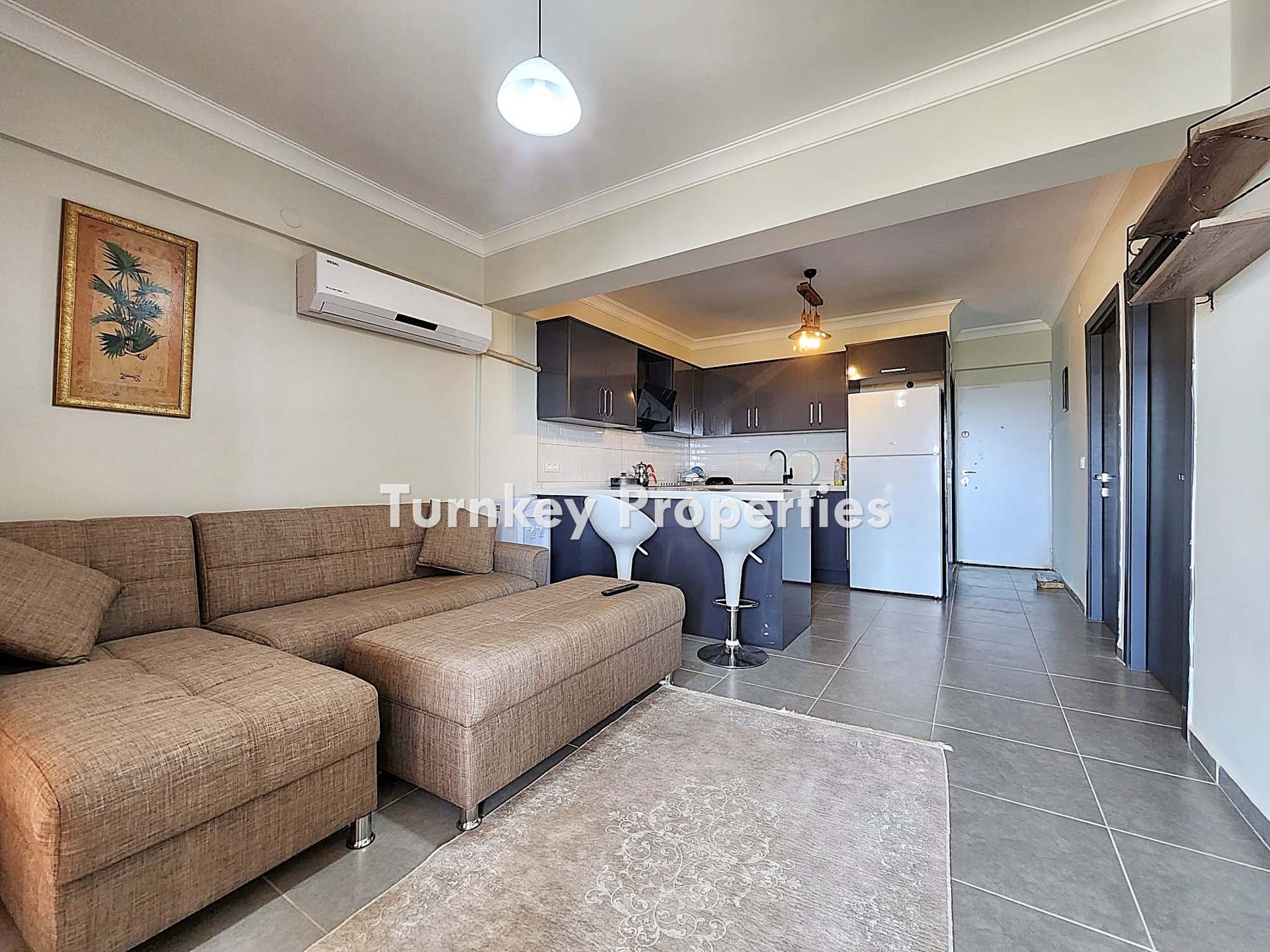 Dörttepe Satılık Daire Göl Manzaralı Bahçe Katı Site İçinde