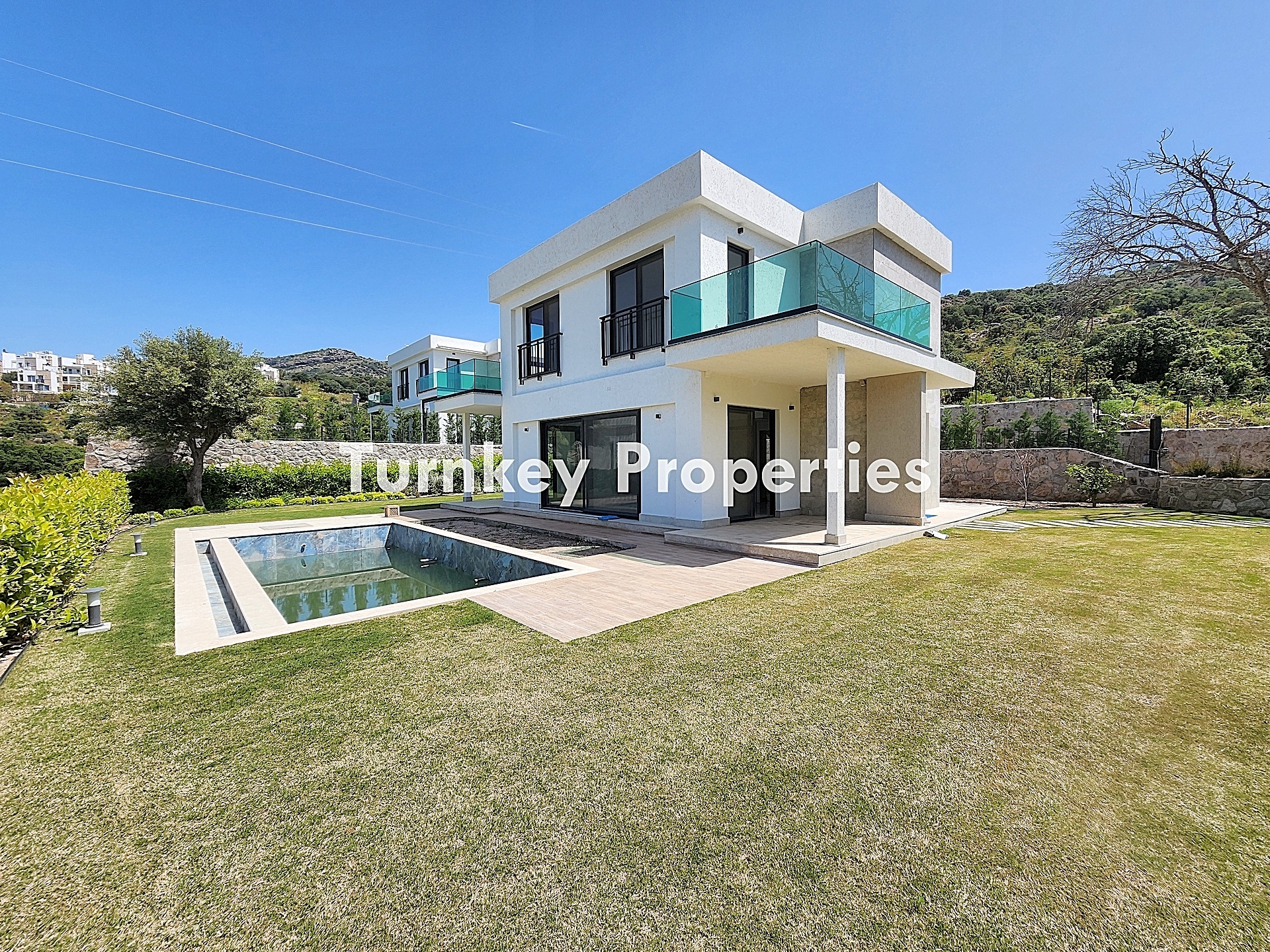 Gündoğan Küçükbük Satılık Villa Modern Mimari Özel Havuz