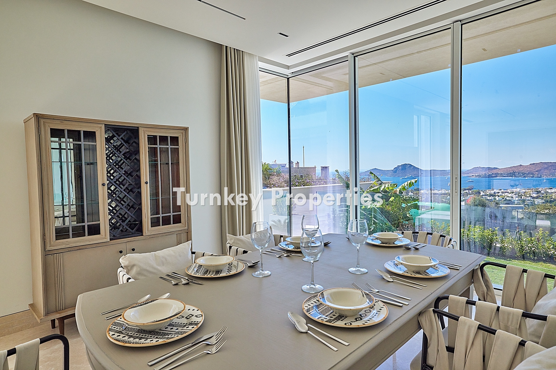 Yalıkavak Satılık Villa Deniz Manzaralı Özel Havuzlu Akıllı Sistem