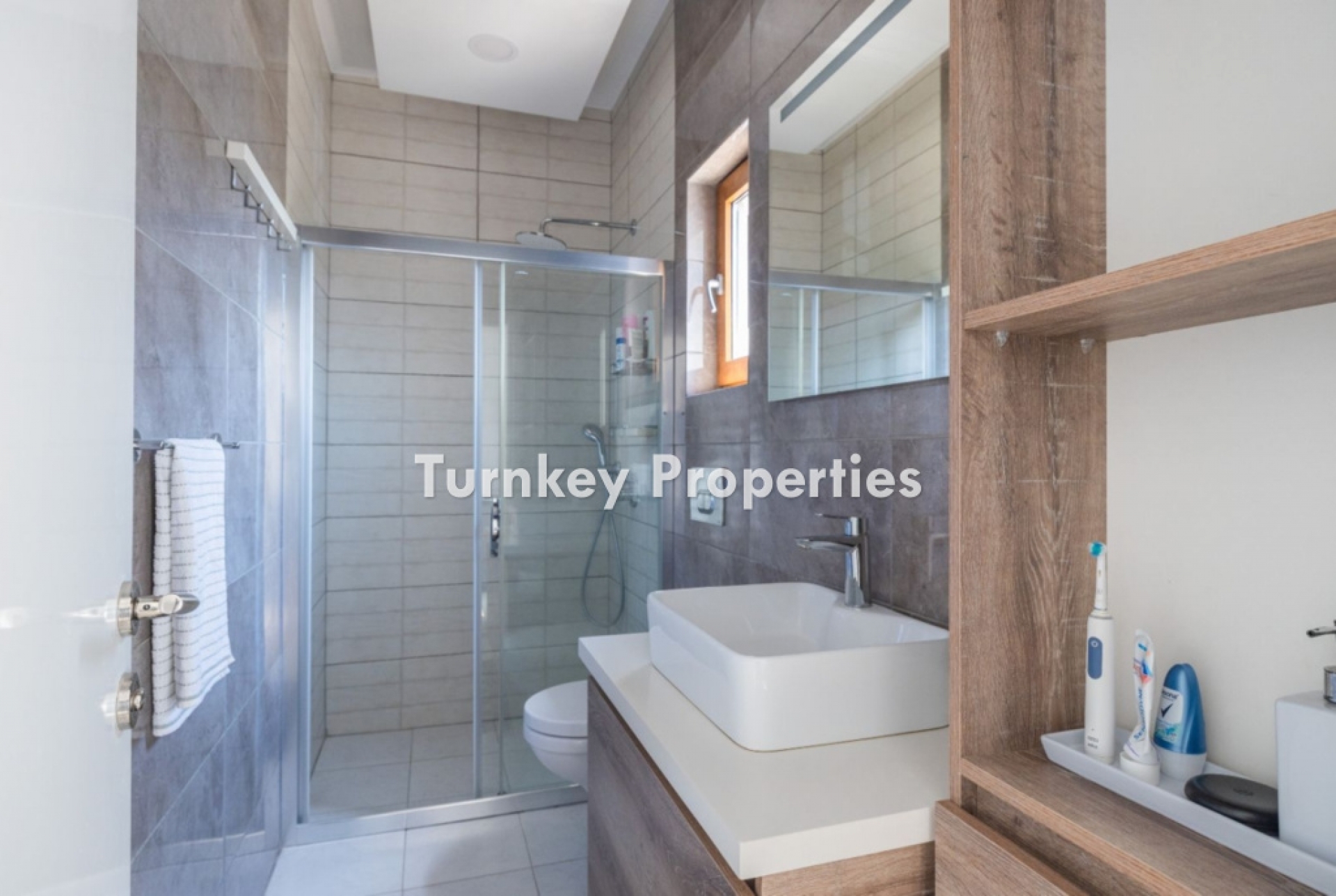 Gümüşlük Satılık Dubleks Villa Deniz Manzaralı Özel Havuzlu