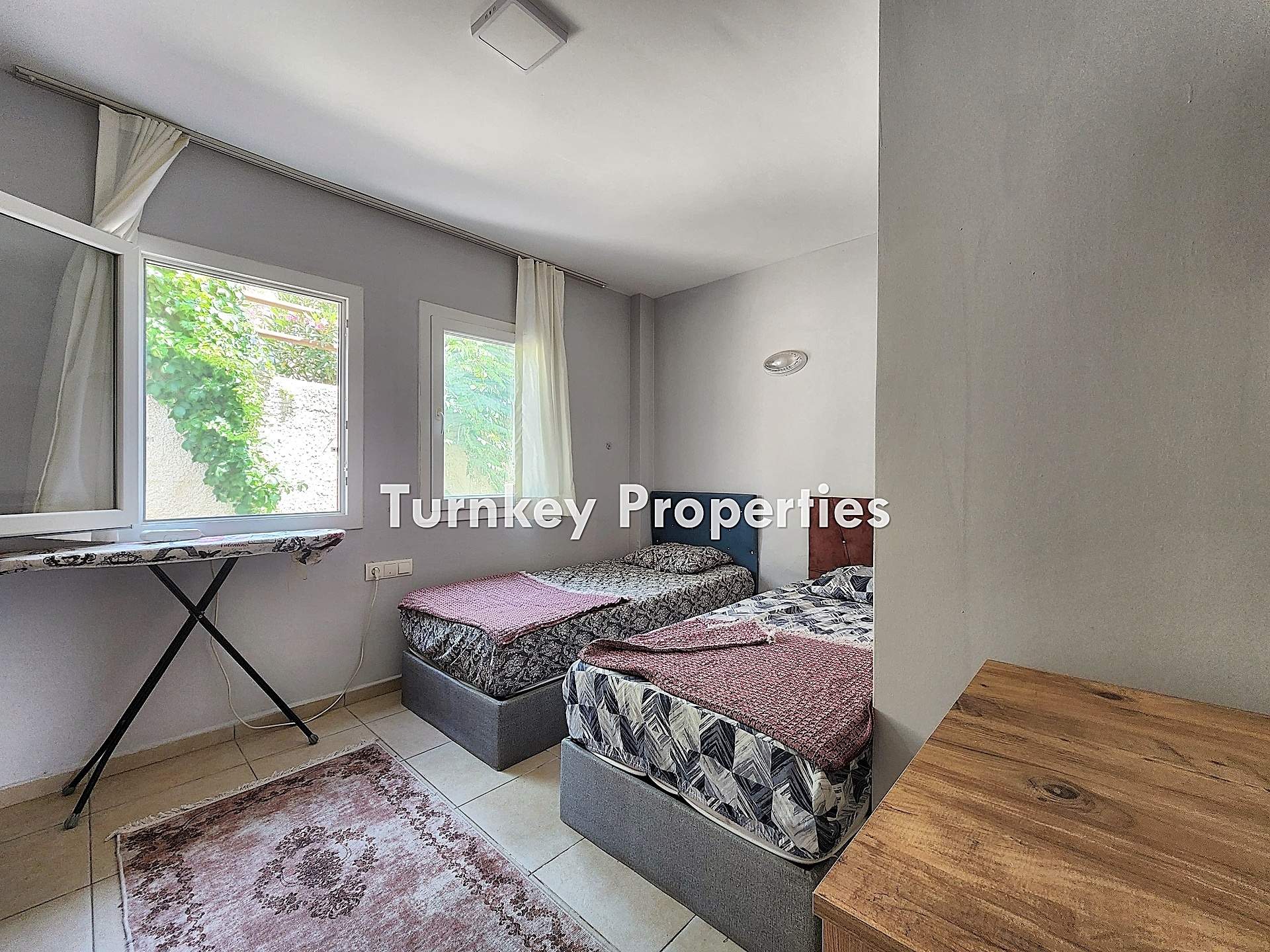 Dörttepe Satılık Dubleks Göl Manzaralı Site İçinde Ev Bahçeli Yeni