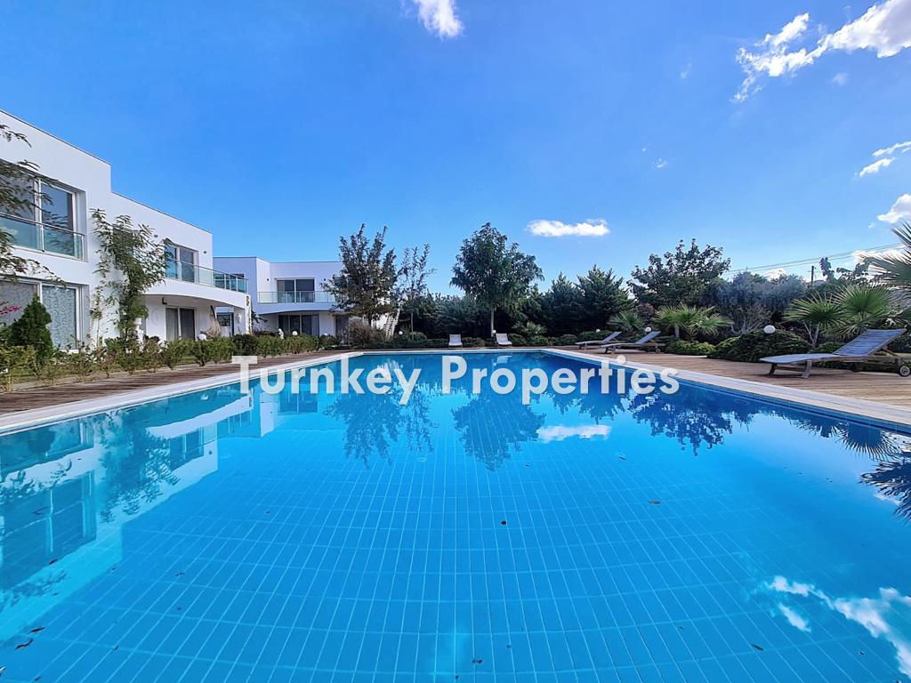 Yalıkavak Dirmil Satılık Bahçe Katı Daire Denize Yakın Siteiçi