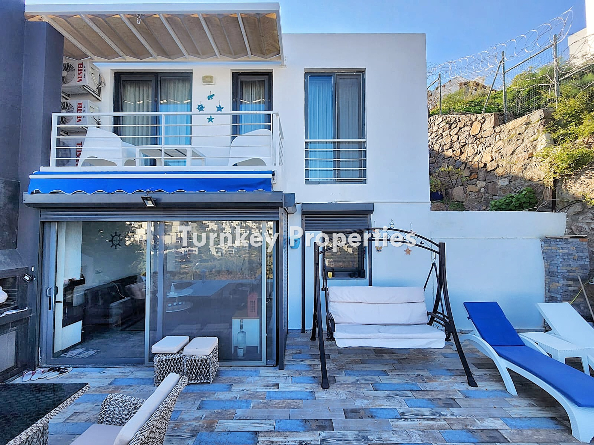 Yalıkavak Satılık Villa Modern Deniz Manzaralı Site İçinde