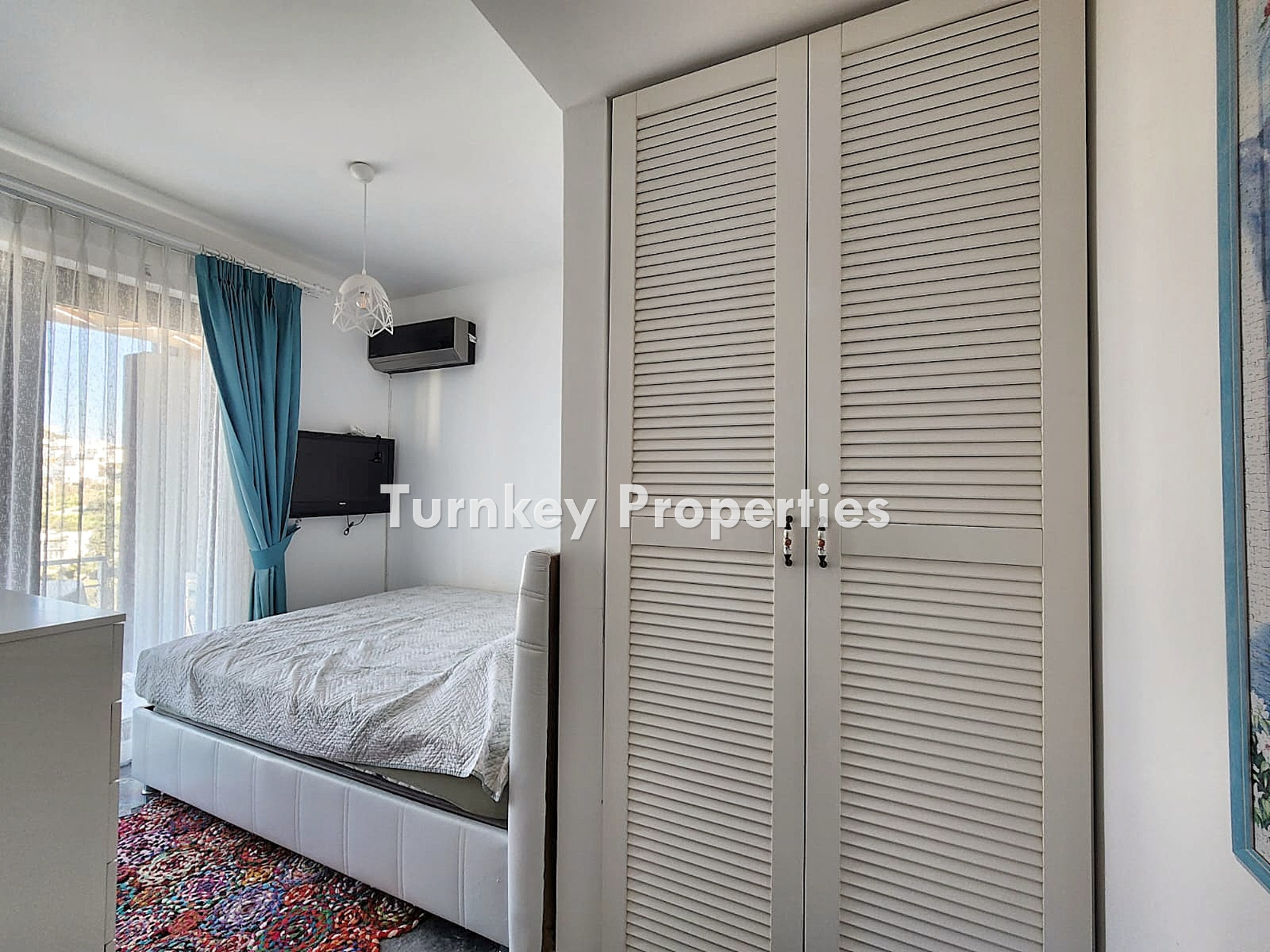 Yalıkavak Satılık Villa Modern Deniz Manzaralı Site İçinde