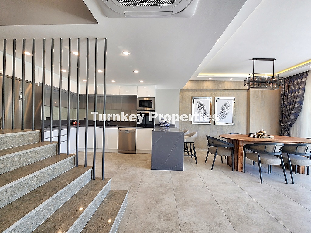 Göltürkbükü'nde Satılık 3+1 Özel Havuzlu ve Geniş Bahçeli Lüks Villa