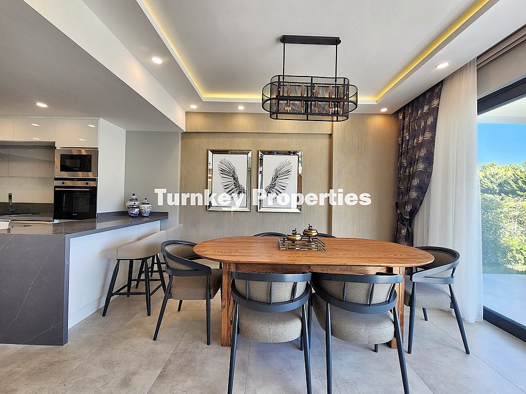 Göltürkbükü'nde Satılık 3+1 Özel Havuzlu ve Geniş Bahçeli Lüks Villa