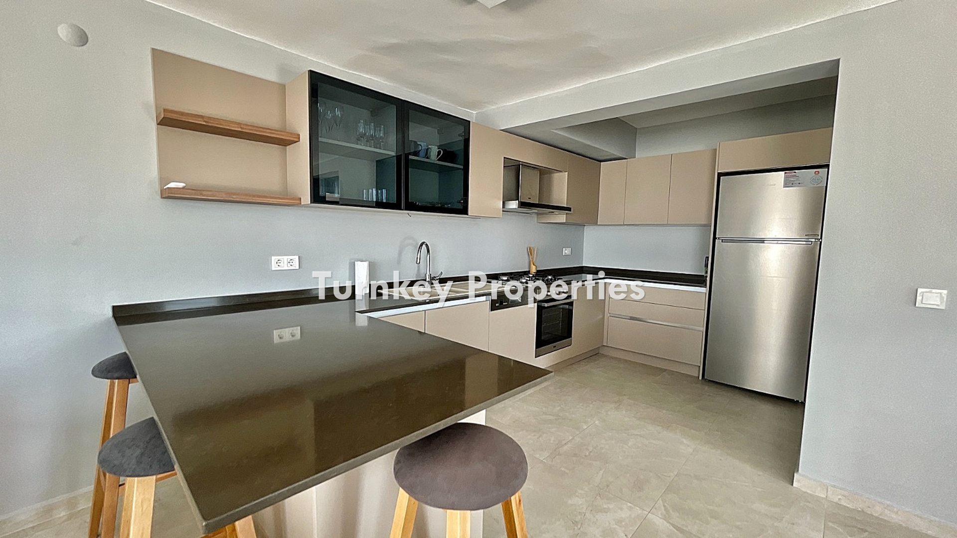 Gümbet Satılık Deniz Manzaralı Özel Havuzlu Denize Yakın Daire