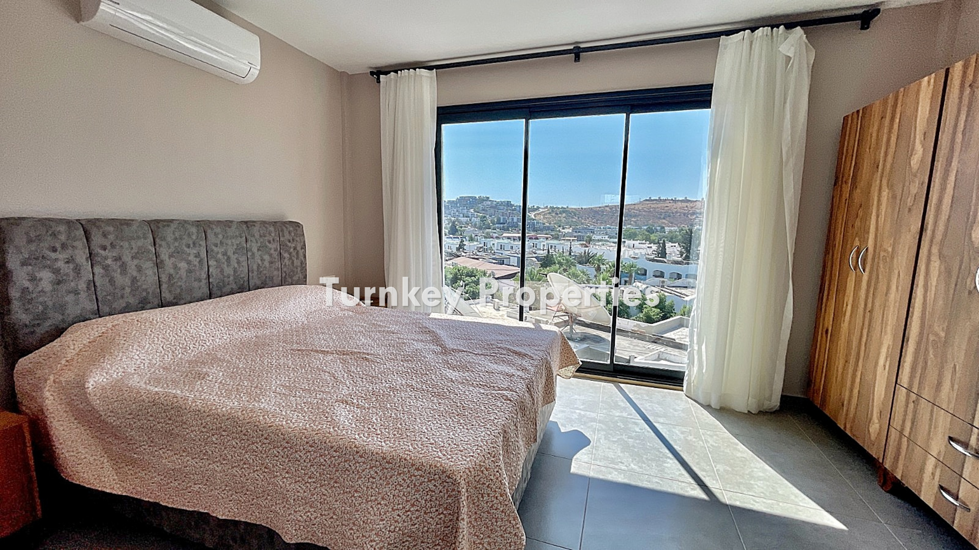 Gümbet Satılık Deniz Manzaralı Özel Havuzlu Denize Yakın Daire