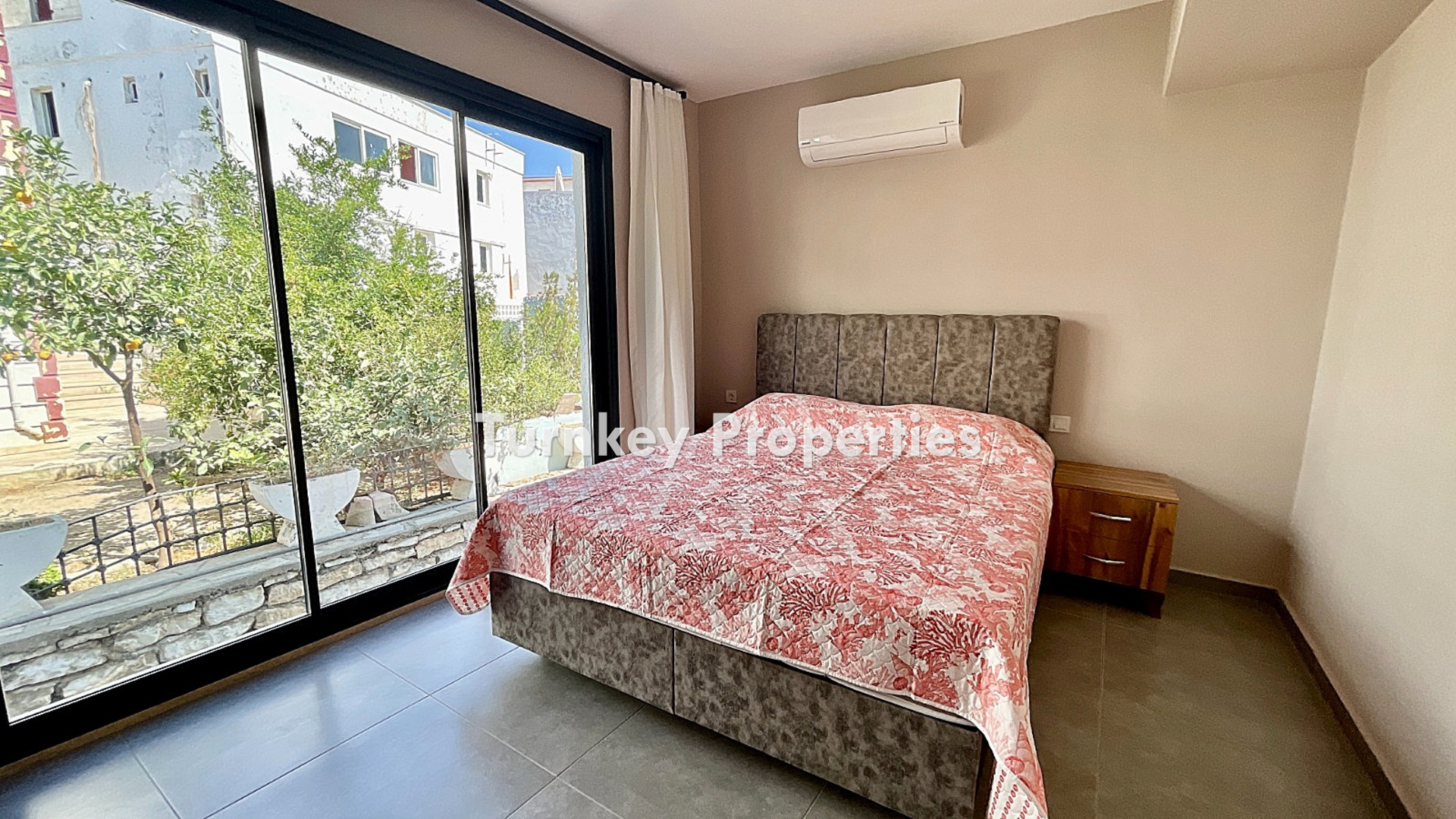 Gümbet Satılık Deniz Manzaralı Özel Havuzlu Denize Yakın Daire