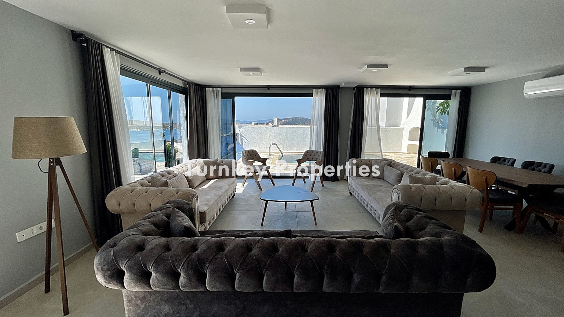 Gümbet Satılık Deniz Manzaralı Özel Havuzlu Denize Yakın Daire