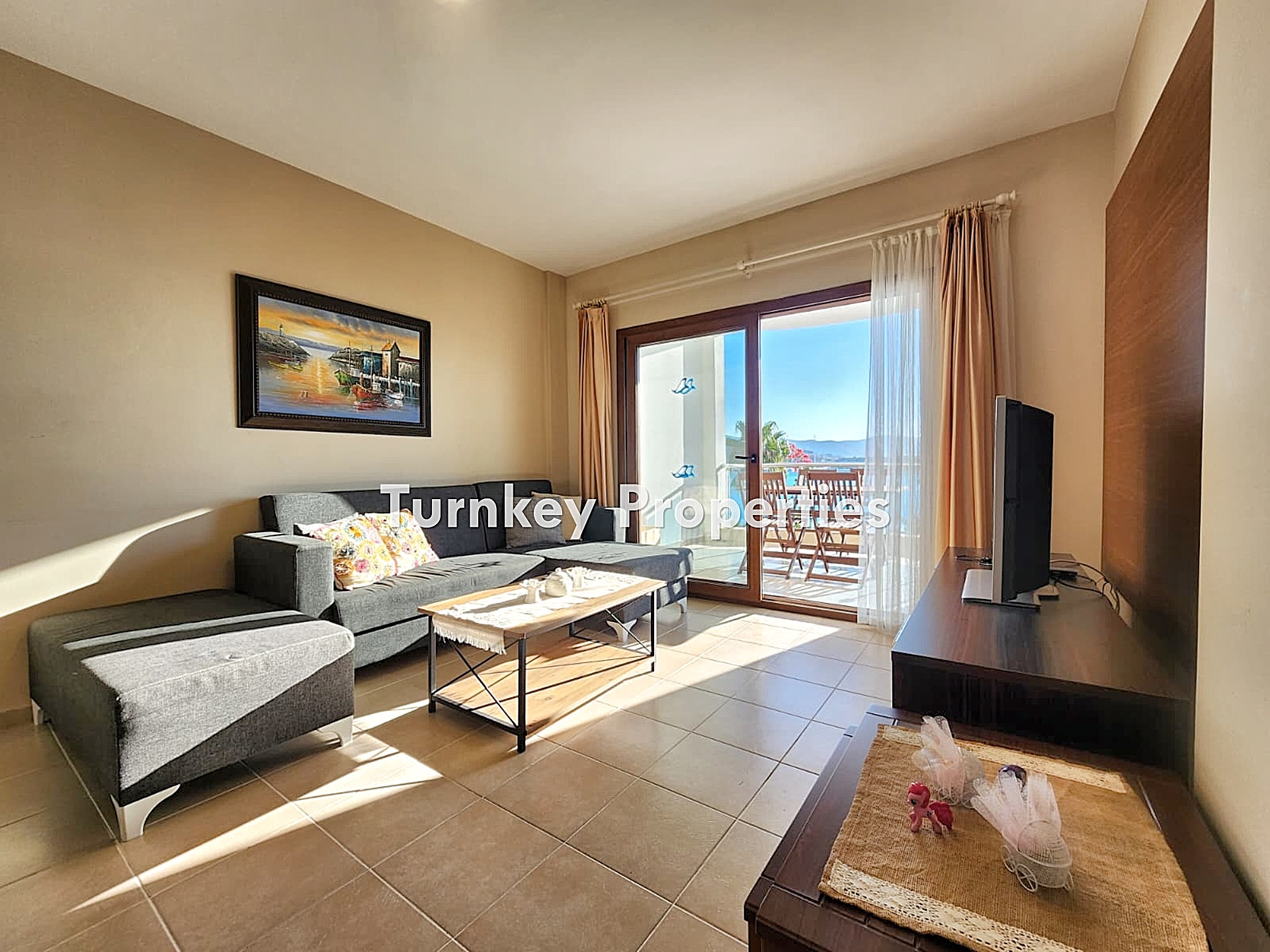 Aura Residence Bodrum Kiralık Daire | Asarlık'ta Denize Sıfır