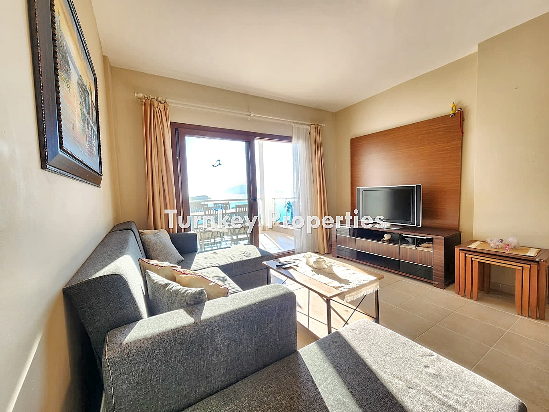 Aura Residence Bodrum Kiralık Daire | Asarlık'ta Denize Sıfır