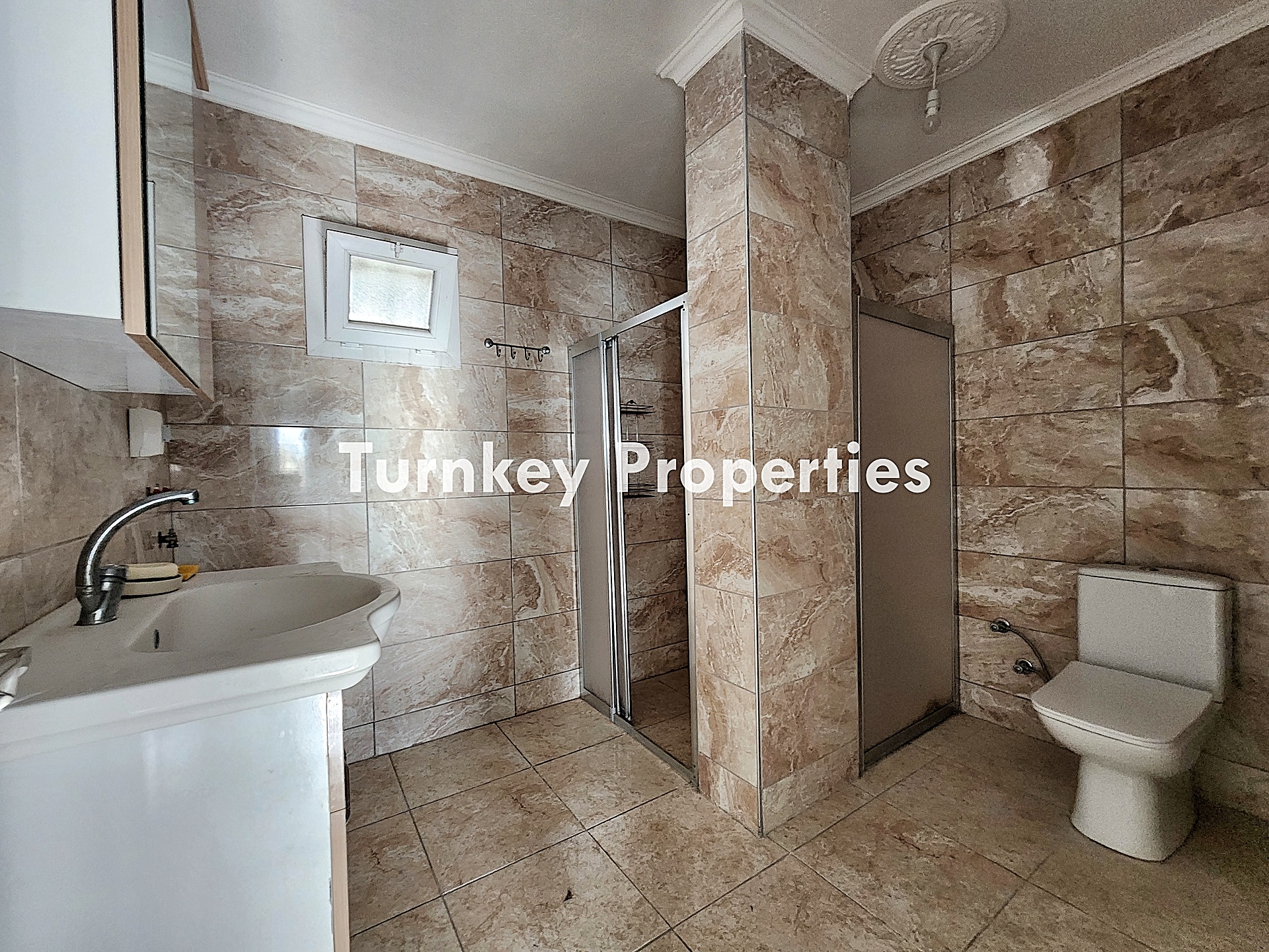 Gündoğan Köyiçi Kiralık Bahçeli Dubleks Aileye Uygun Konumda Ev