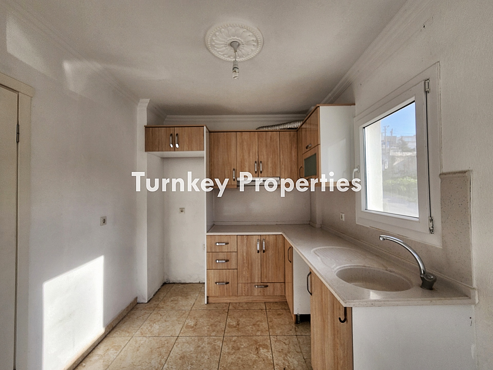 Gündoğan Köyiçi Kiralık Bahçeli Dubleks Aileye Uygun Konumda Ev