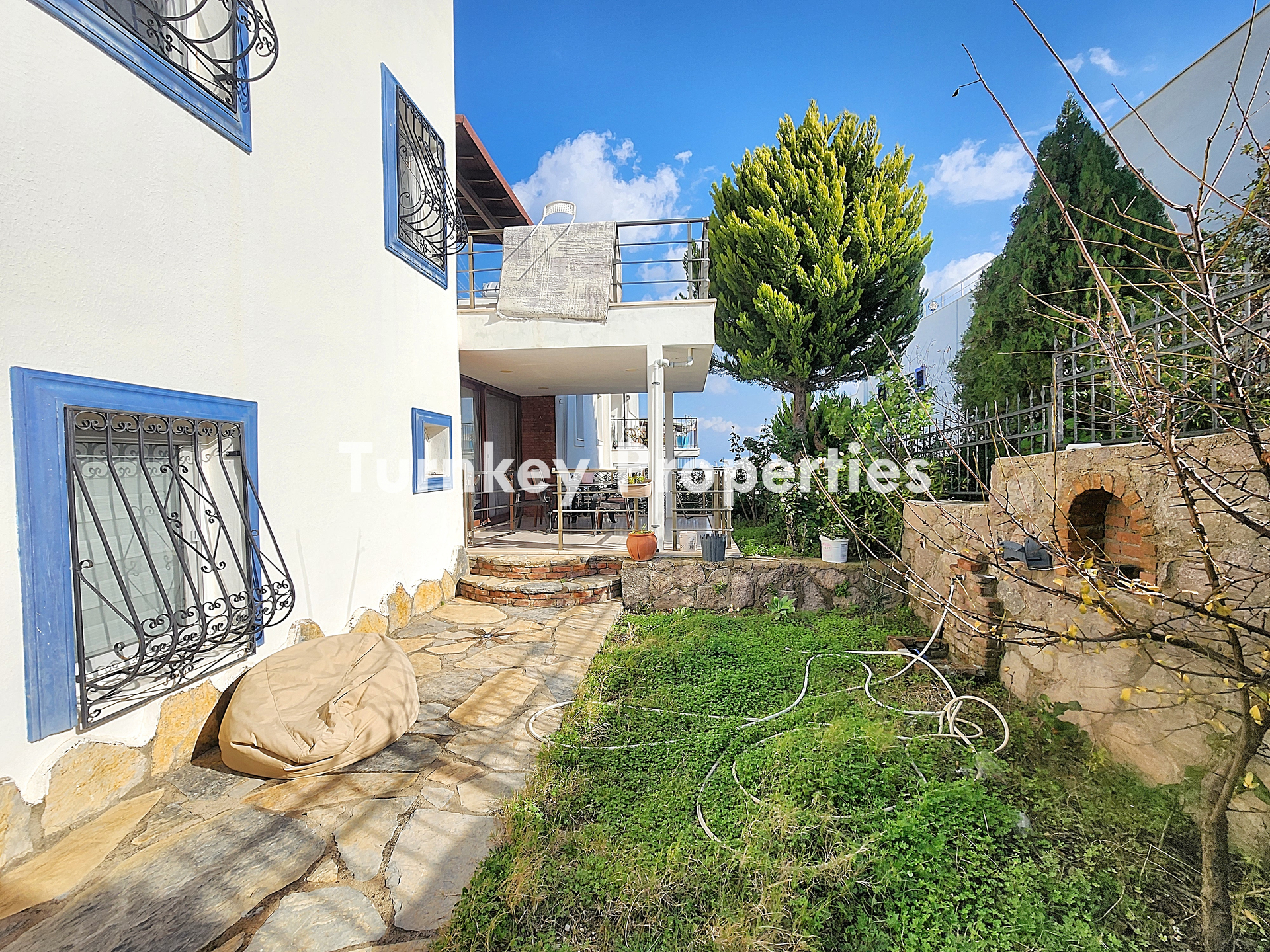 Bodrum Gündoğan Tankay Sitesi Sezonluk Kiralık İkiz Villa Bahçeli