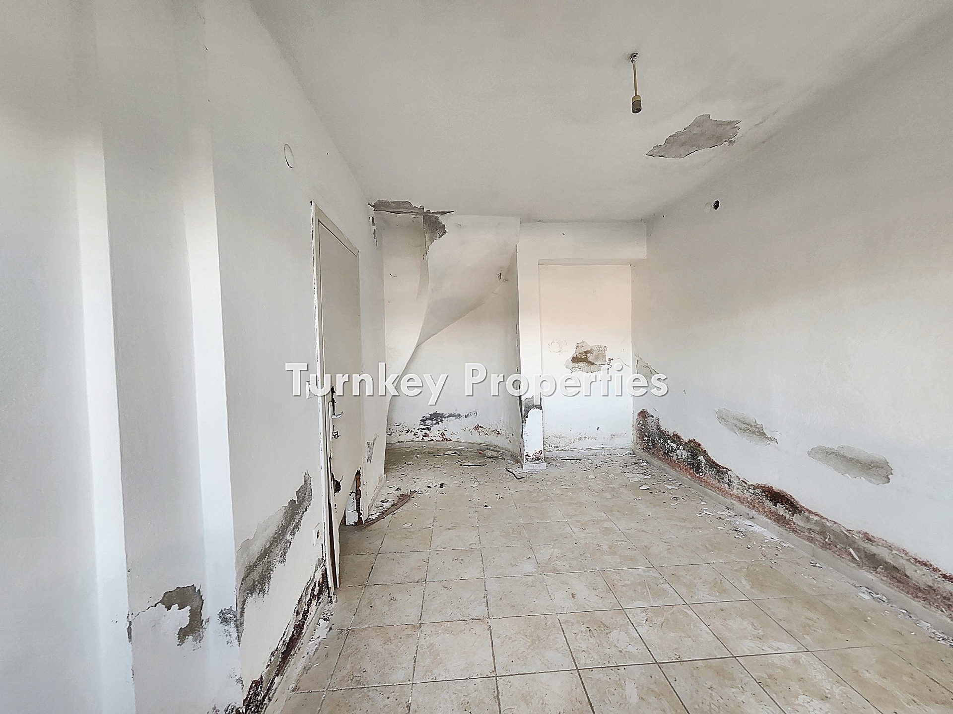 Gümüşlük Kadıkalesinde Satılık İkiz Dubleks Deniz Manzaralı Bahçe