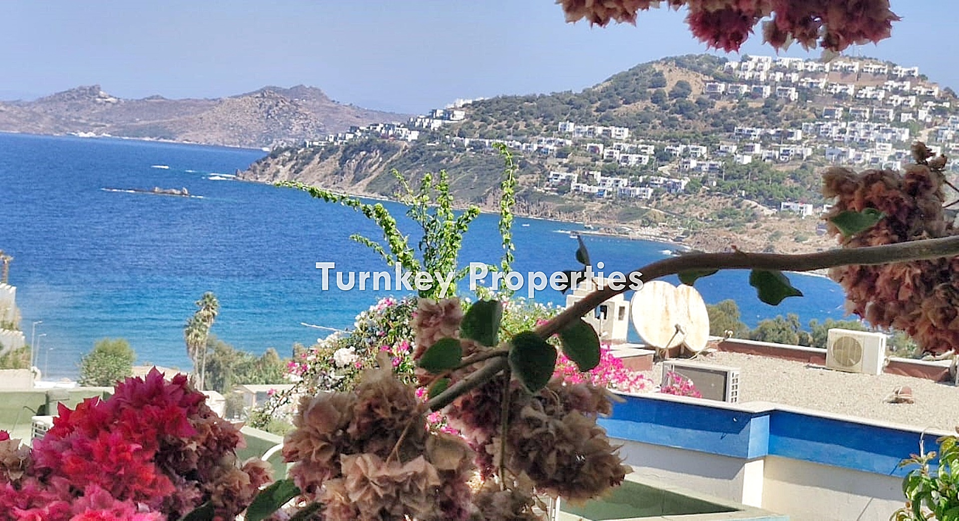 Gümüşlük Satılık Dubleks Deniz Manzaralı Havuzlu Sitede 3+1 Ev