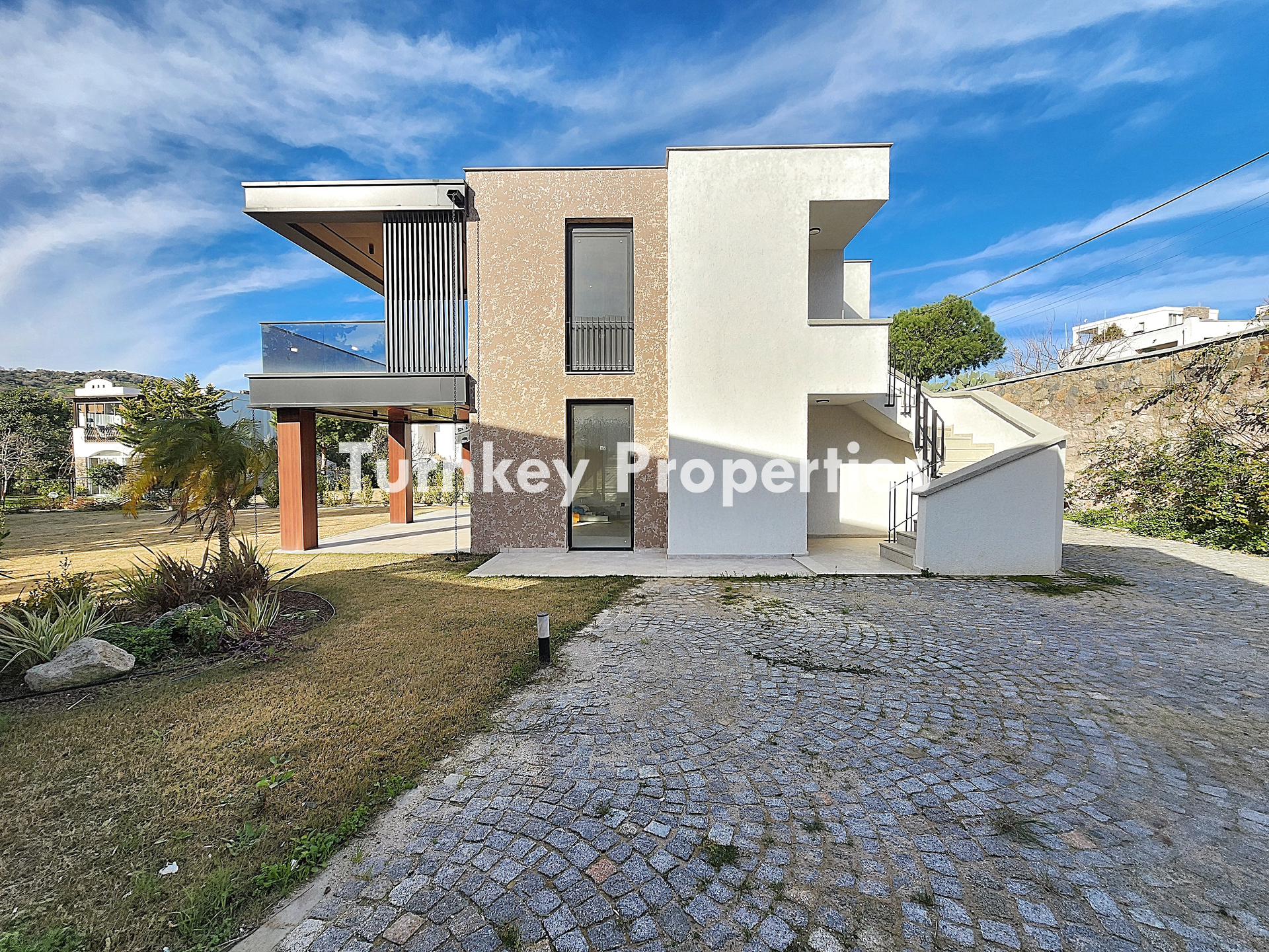 Dirmil Satılık Daire Yalıkavak Gündoğan Yola Yakın Özel Bahçeli