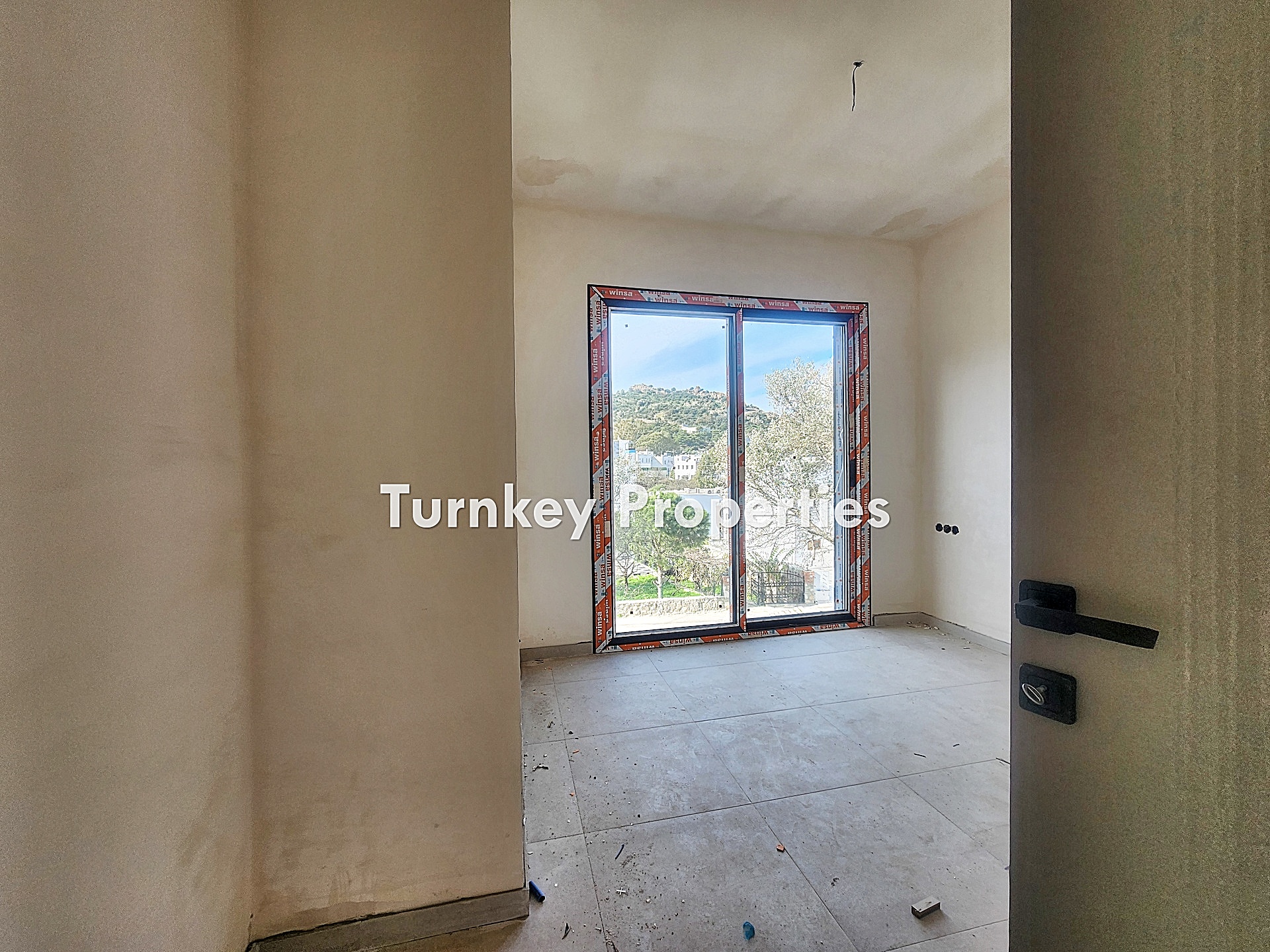 Gündoğan Köyiçi Satılık Sıfır Daireler Merkezi Konumlu Otoparklı