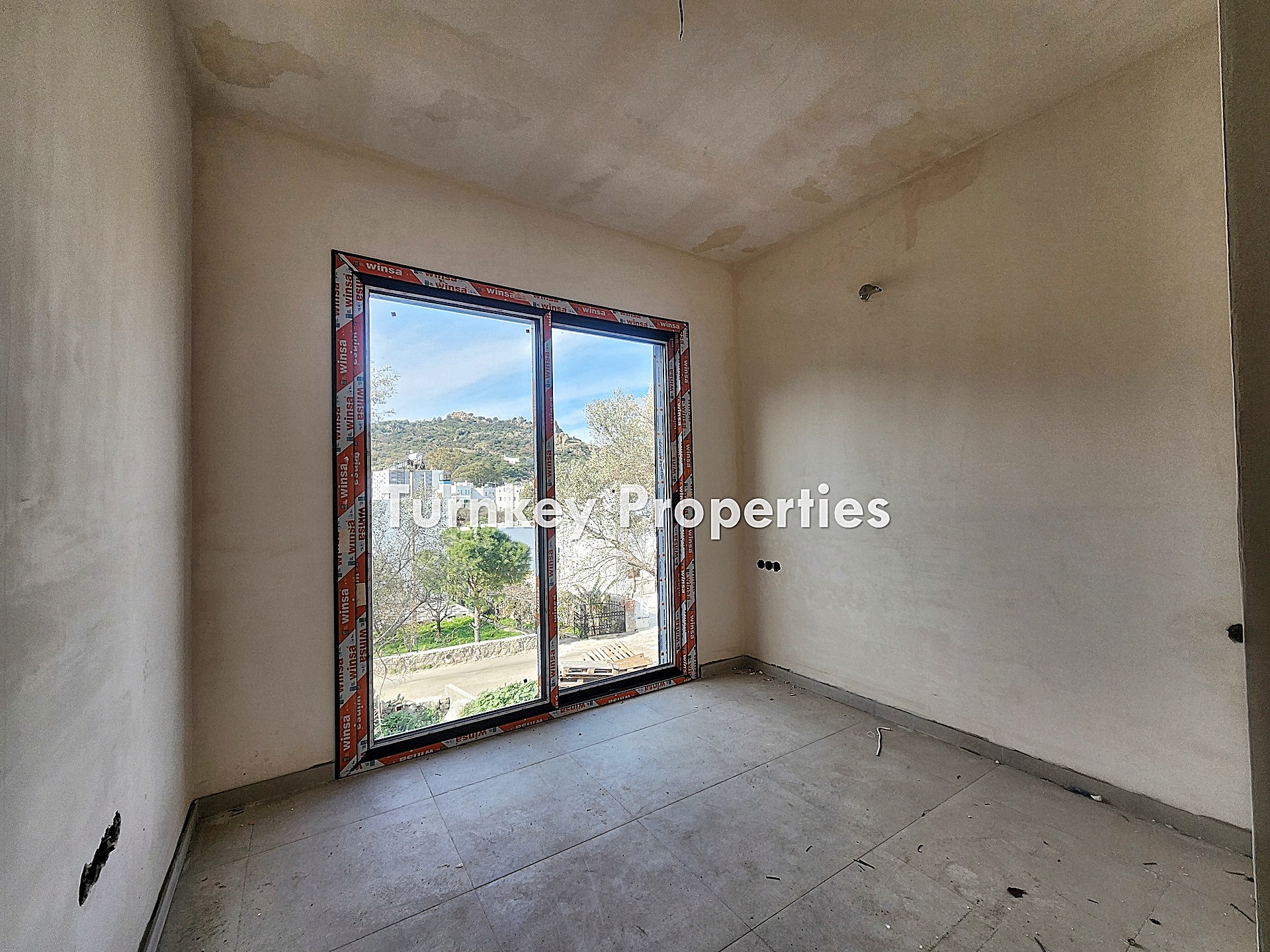 Gündoğan Köyiçi Satılık Sıfır Daireler Merkezi Konumlu Otoparklı