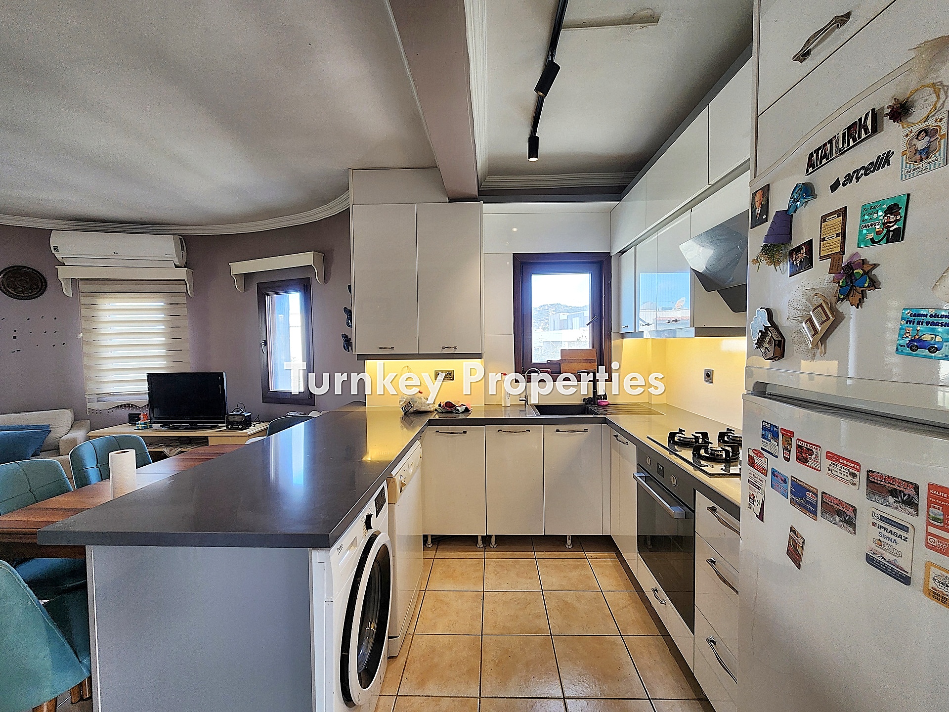 Bodrum Dirmil Satılık Üst Kat Daire Anayola Yakın Havuzlu Site