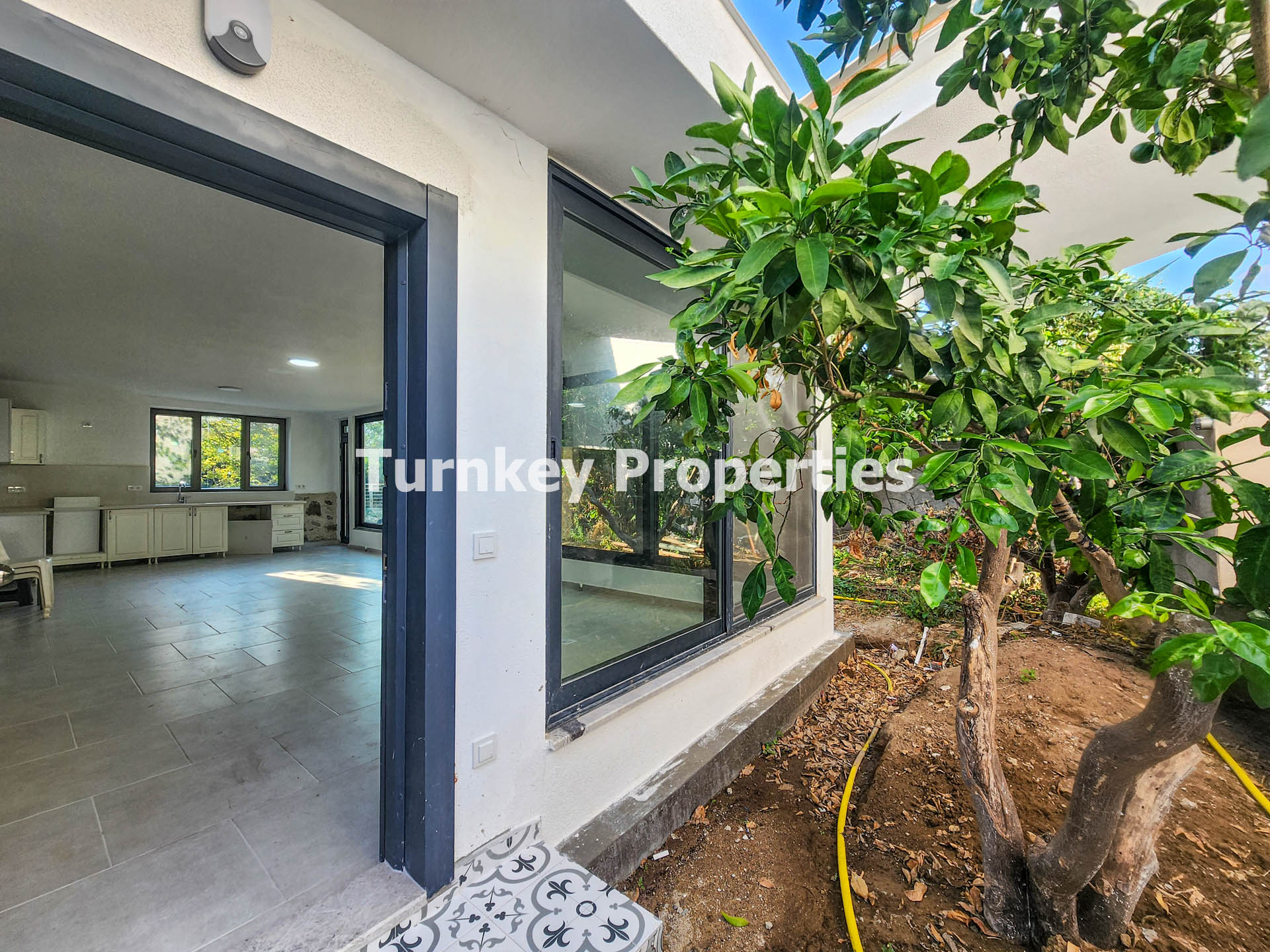 Bodrum Gündoğan Mekezde Kiralık Personel Lojmanı 2 Daire