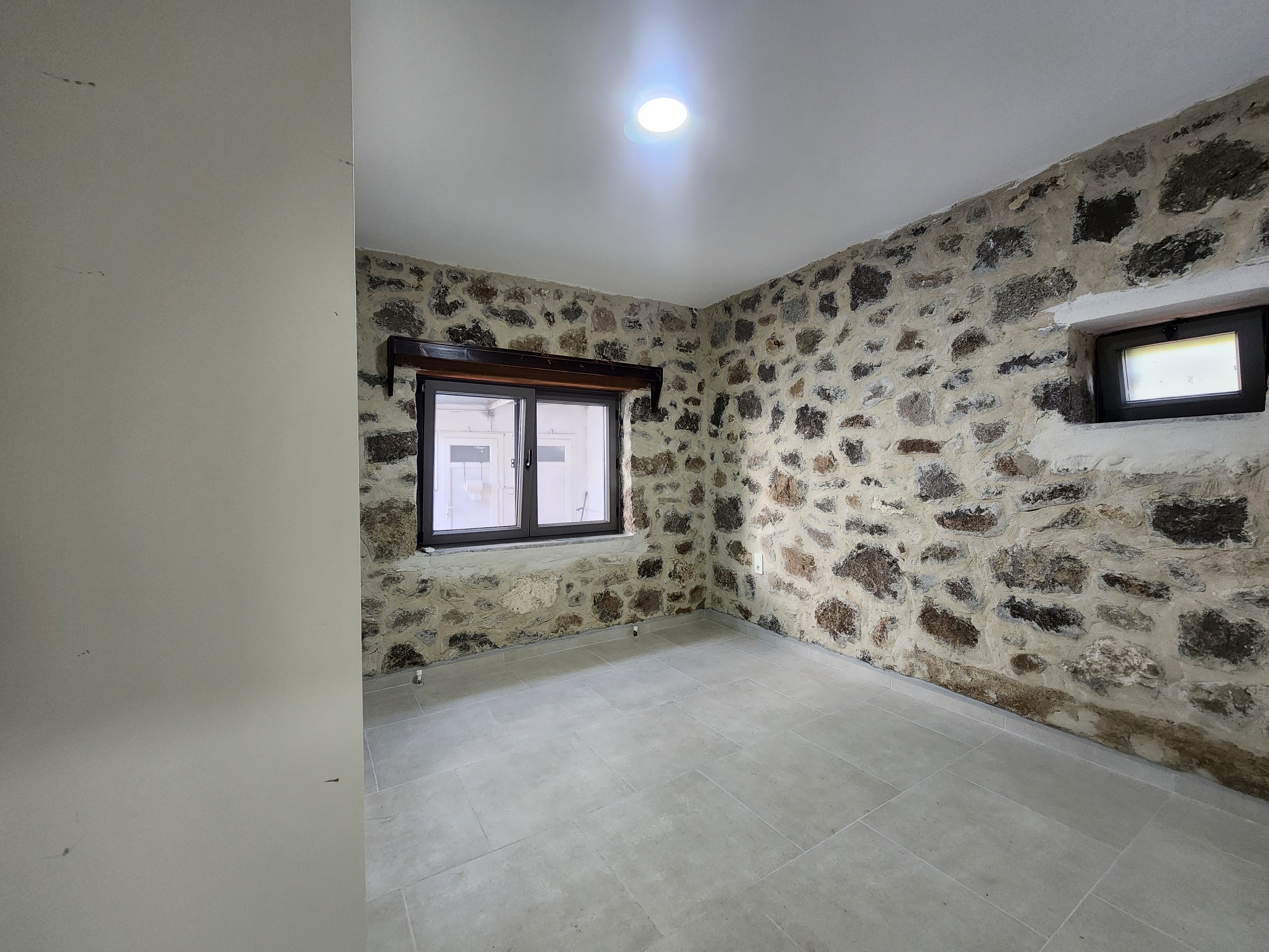 Bodrum Gündoğan Köyiçi Kiralık Personel Lojmanı 2 Daire