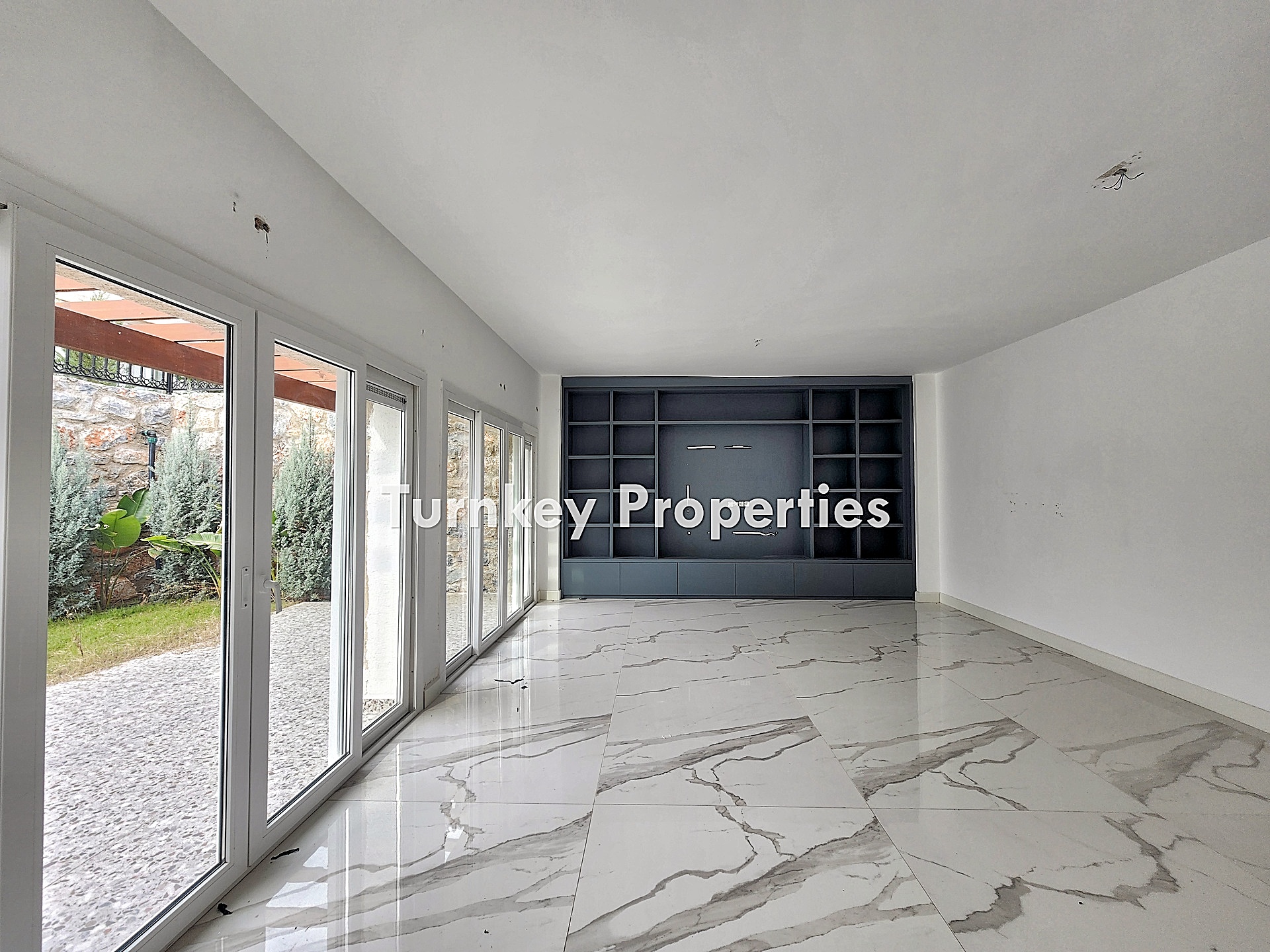 CasaFabay Kemikler Milas Satılık Villa 2 odalı Bahçeli Taş Mimari