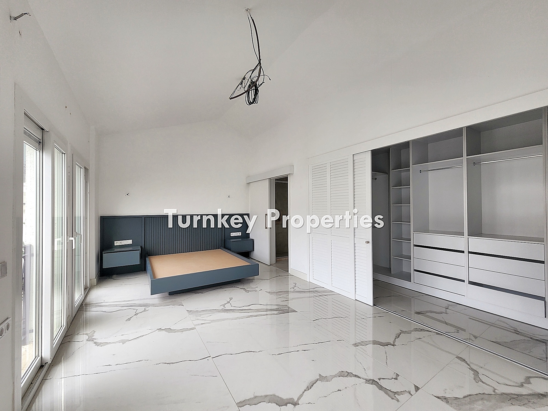 CasaFabay Kemikler Milas Satılık Villa 2 odalı Bahçeli Taş Mimari