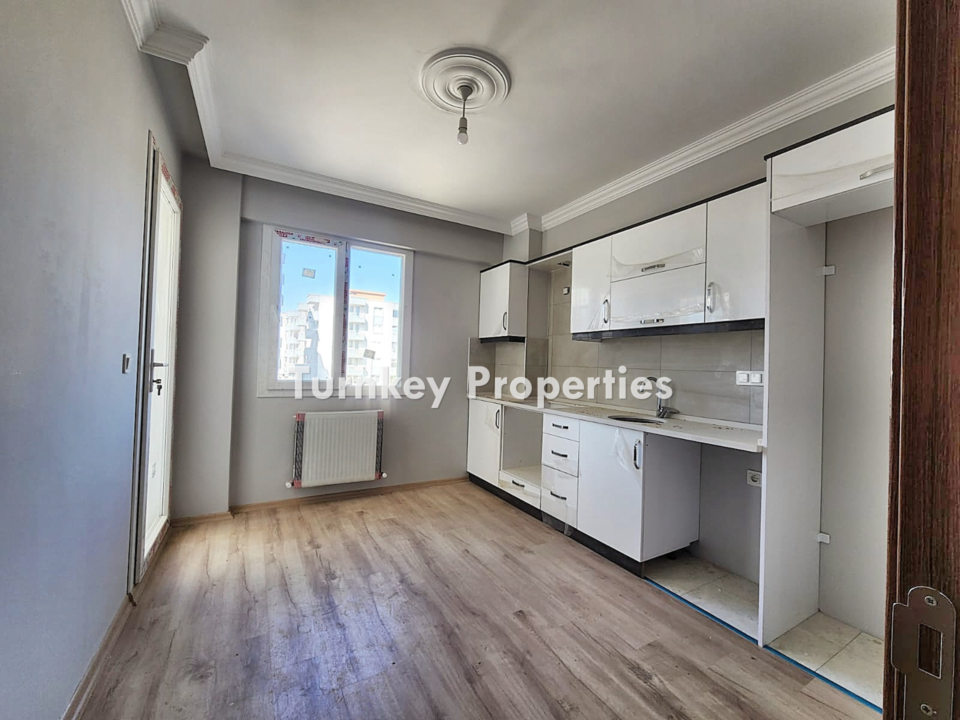 Milas Merkez Satılık Daire Doğa Manzaralı Bahçe Kullanımlı Ev