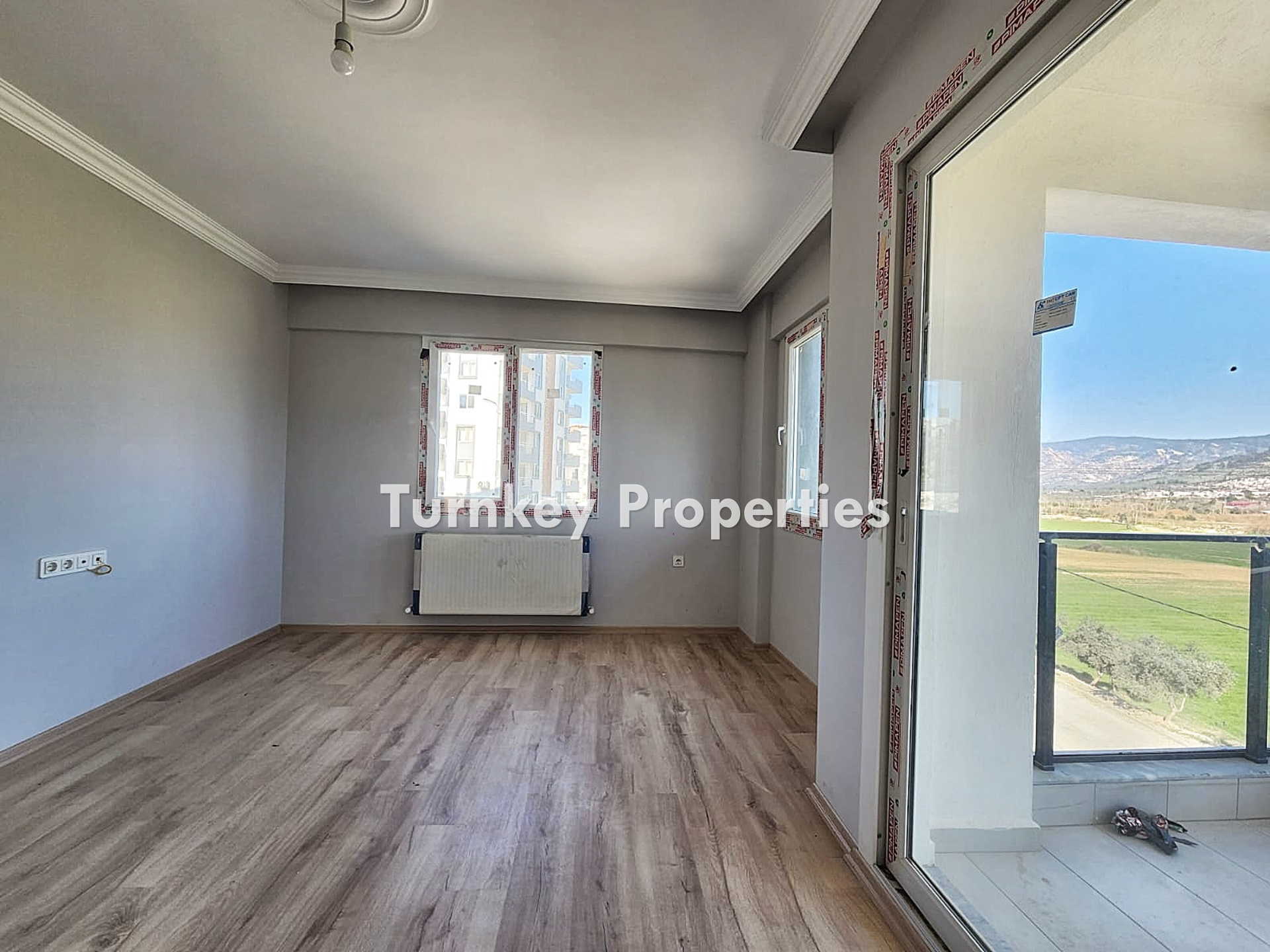 Milas Merkez Satılık Daire Doğa Manzaralı Bahçe Kullanımlı Ev