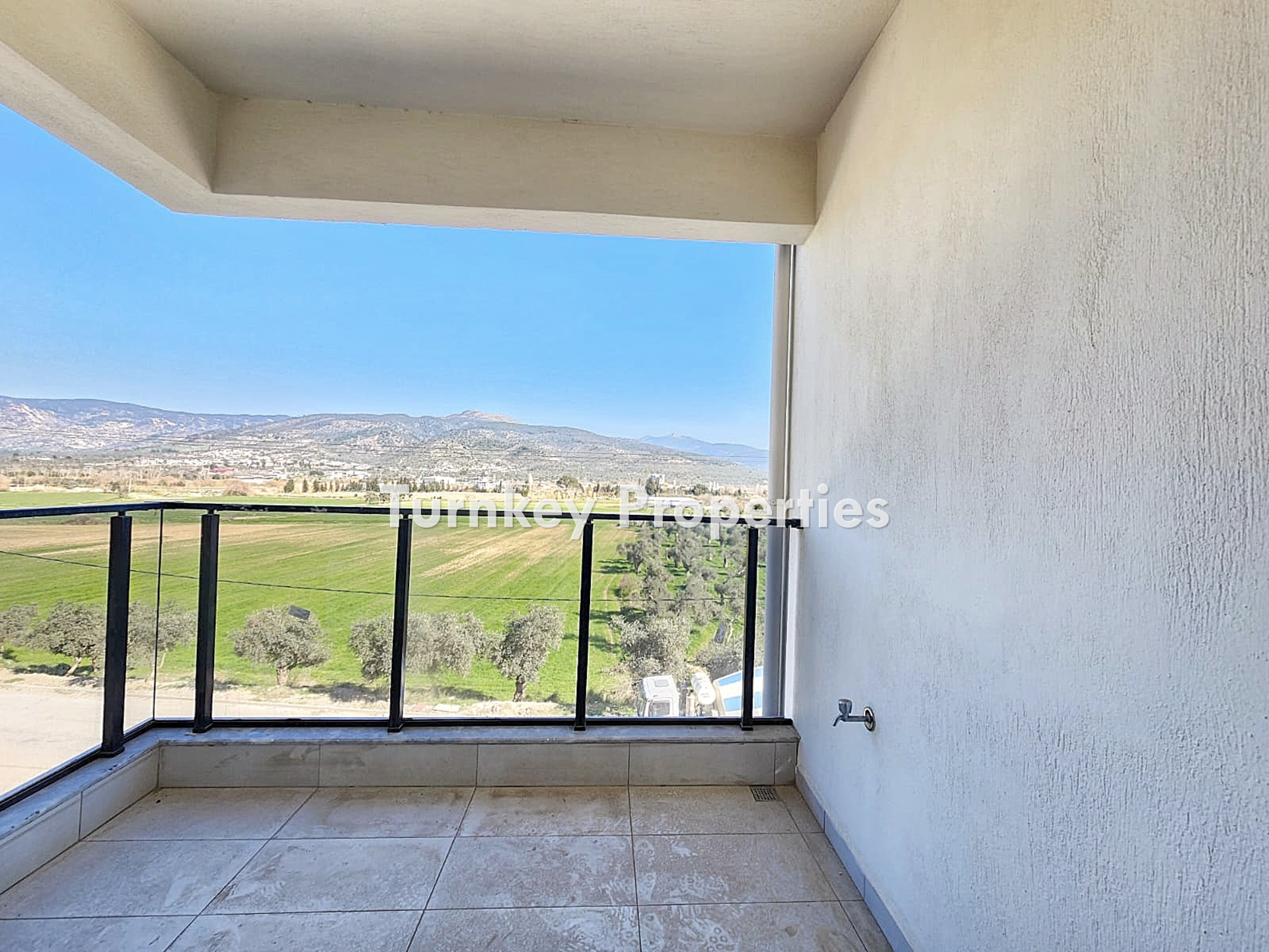 Milas Merkez Satılık Daire Doğa Manzaralı Bahçe Kullanımlı Ev