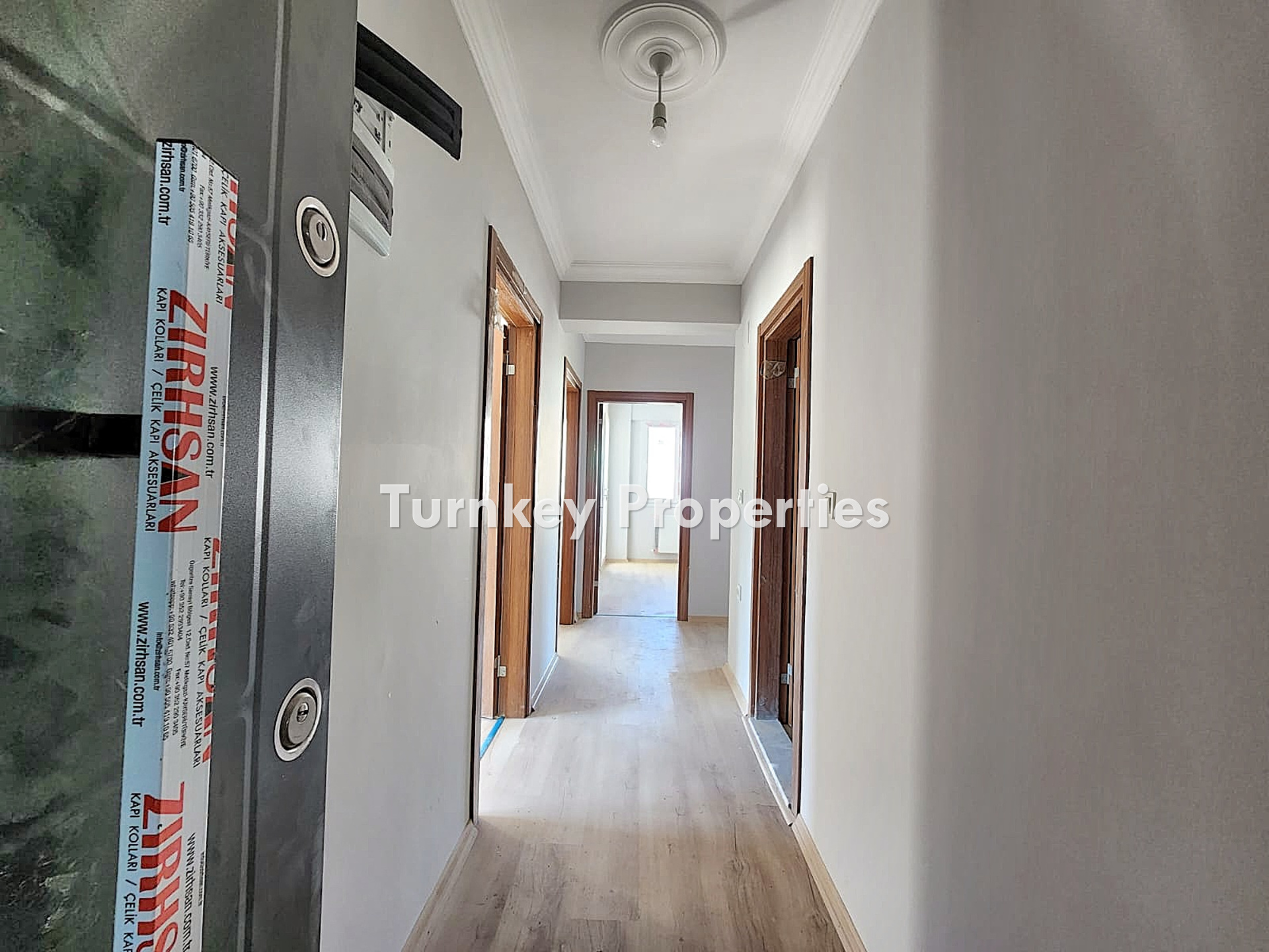 Milas Merkez Satılık Daire Doğa Manzaralı Bahçe Kullanımlı Ev