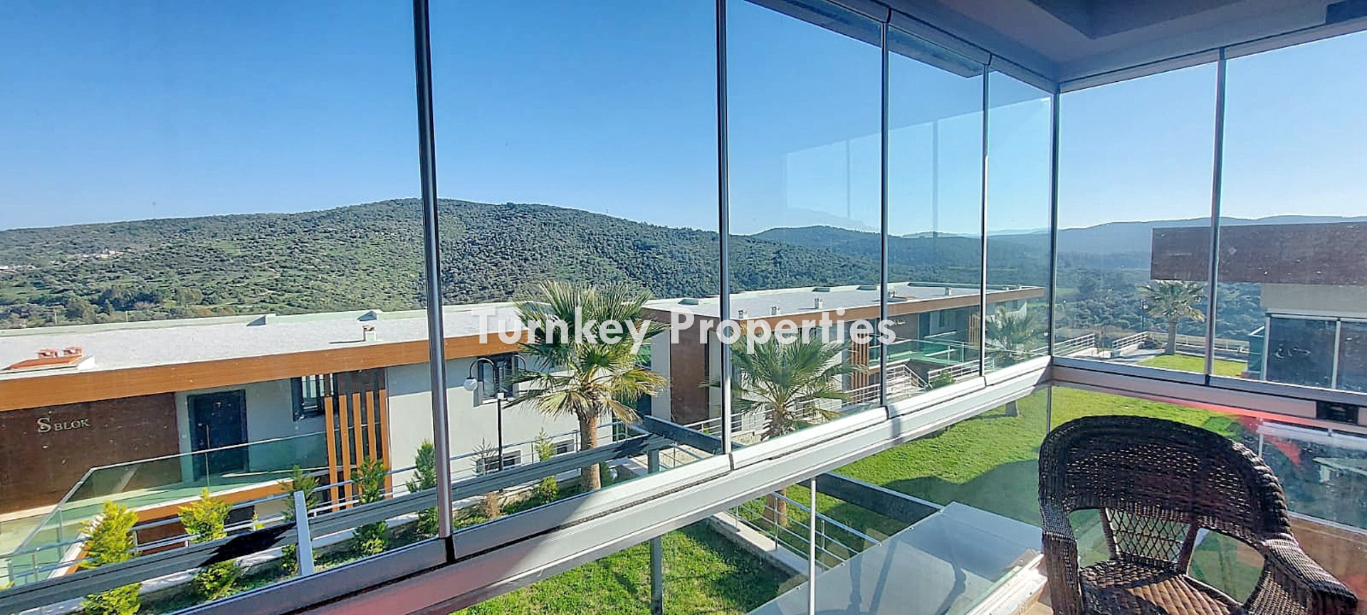 Milas Dörttepe 1+1 Kiralık Daire Güvenlikli Site Doğa Manzaralı