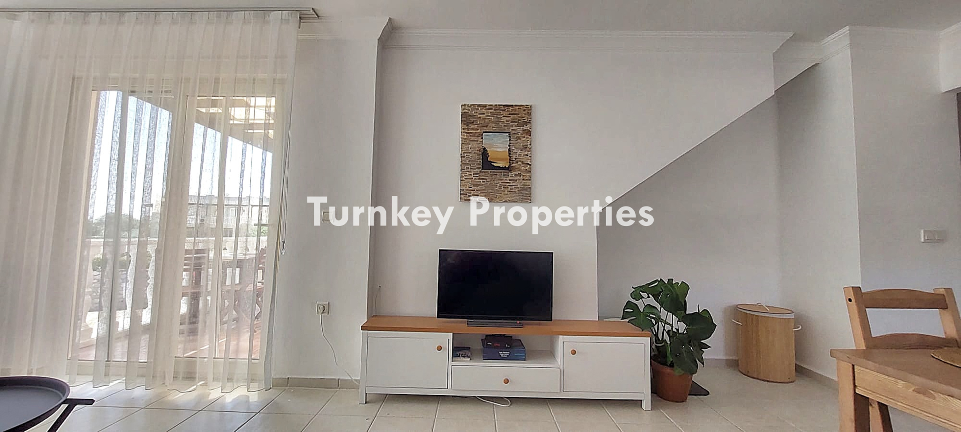 Adabükü Kiralık Daire Turquoise Resort Site Deniz Servisli Terası