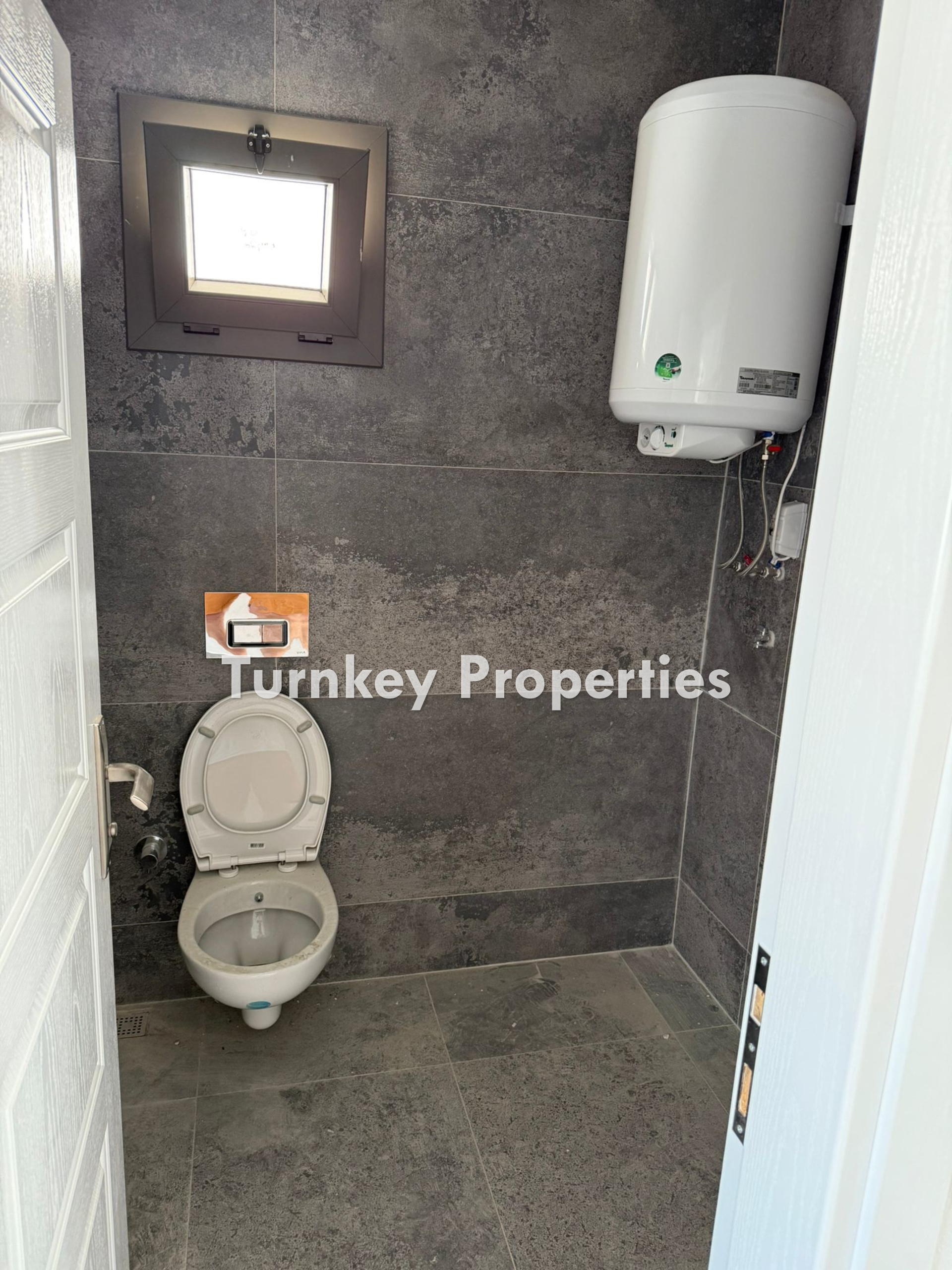 Gündoğan Kiralık Dükkan Mağaza Anayola Cepheli 450 m2 Showroom