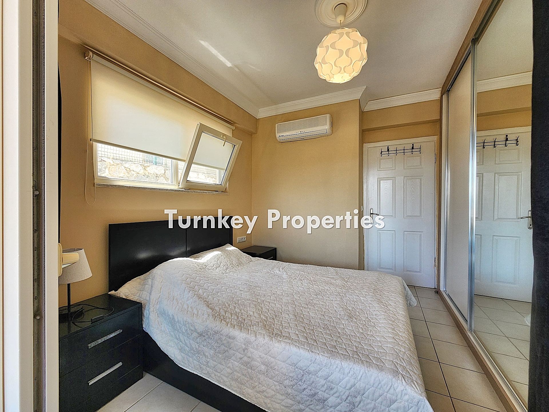 Adabükü Satılık Bahçe Katı Daire Site İçinde Dört Mevsim Yaşam