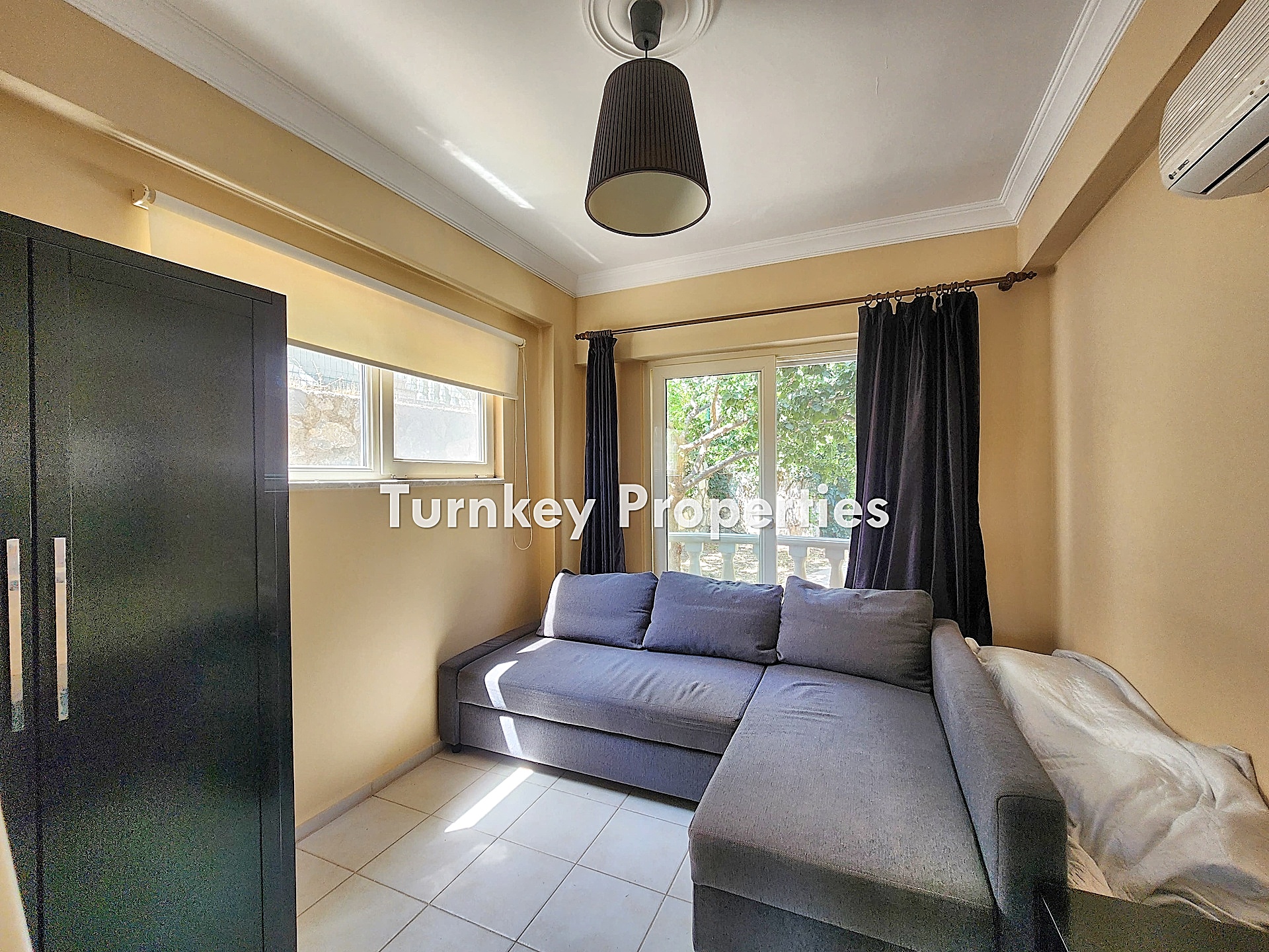 Adabükü Satılık Bahçe Katı Daire Site İçinde Dört Mevsim Yaşam