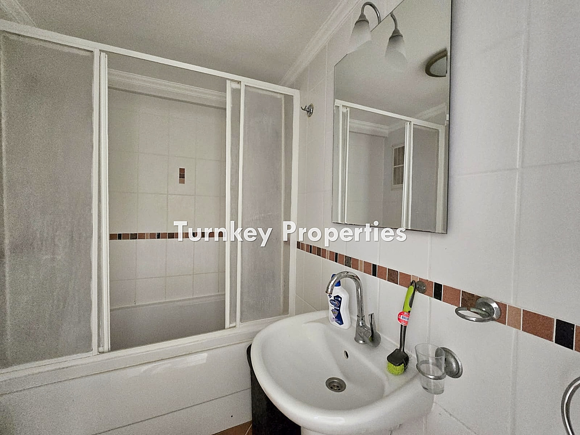 Boğaziçi Milas Tuzla Satılık Daire Göl ve Doğa Manzaralı Güvenlik