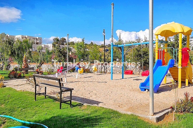 Boğaziçi Milas Tuzla Satılık Daire Göl ve Doğa Manzaralı Güvenlik