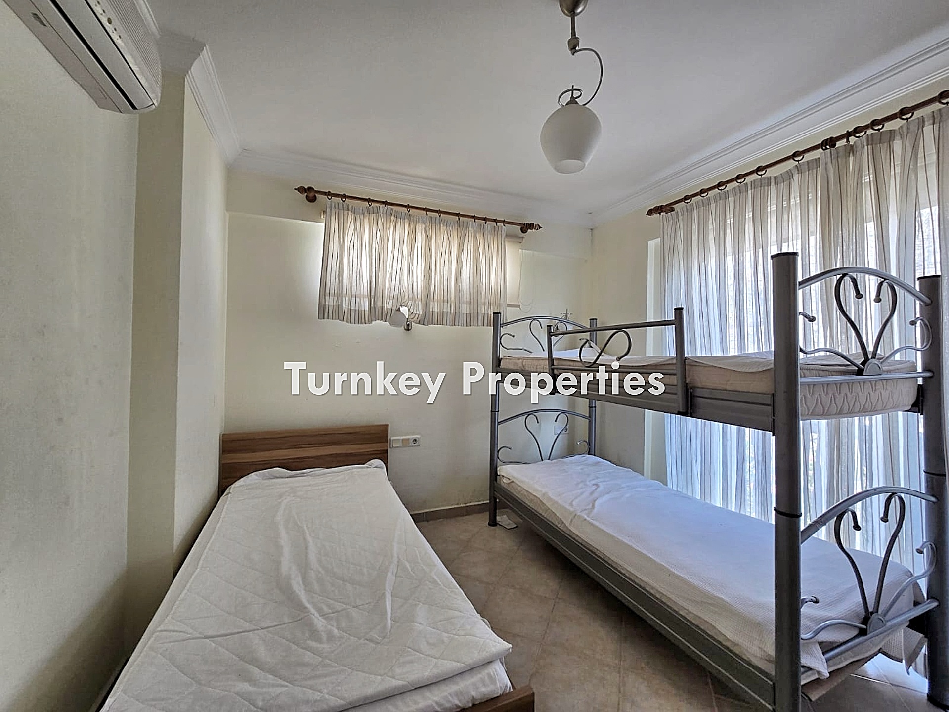 Boğaziçi Milas Tuzla Satılık Daire Göl ve Doğa Manzaralı Güvenlik