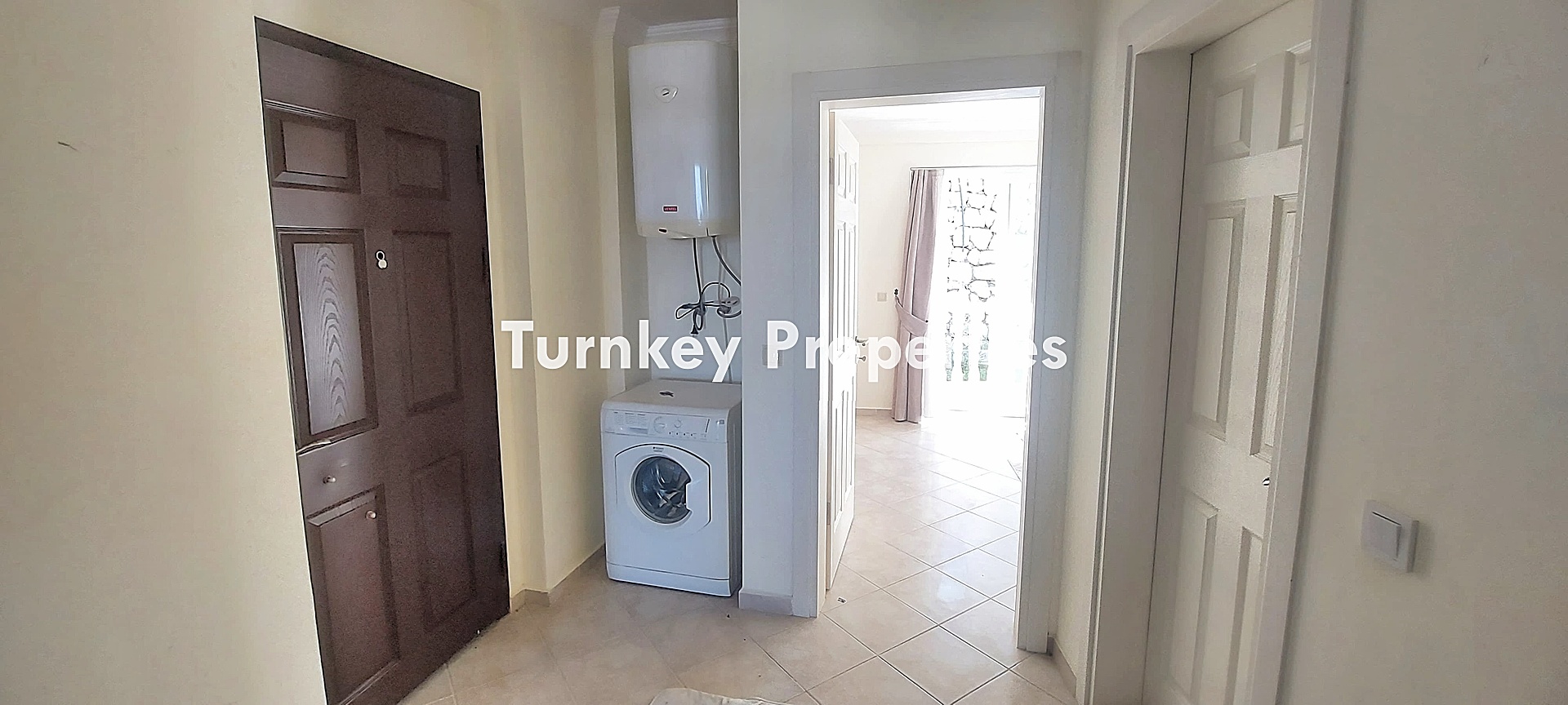 Milas Adabükü Satılık Daire Göl ve Doğa Manzaralı Havuzlu Sitede