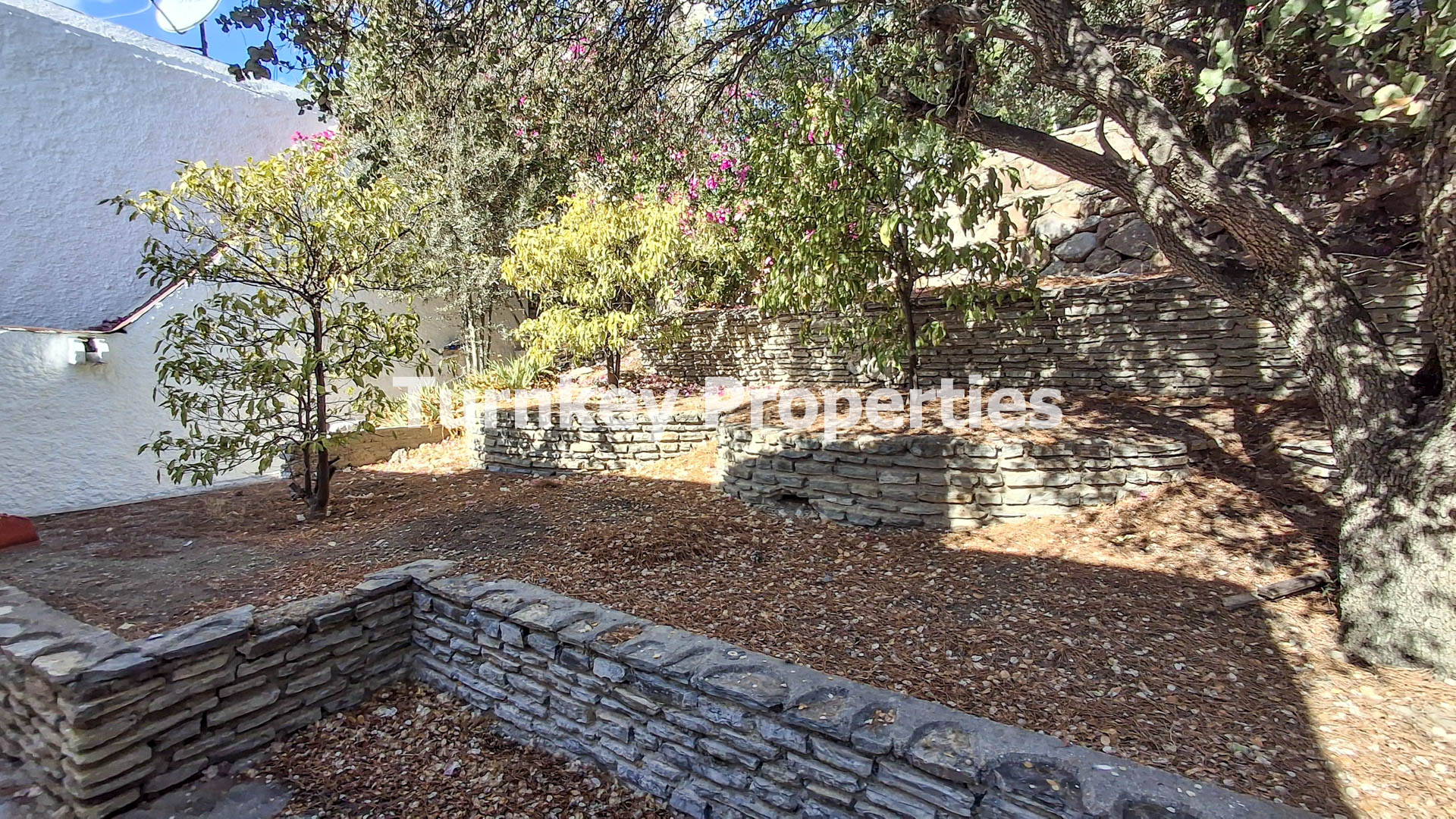 Bitez Aktur Sitesi Senelik Kiralık Deniz Manzaralı Müstakil Villa