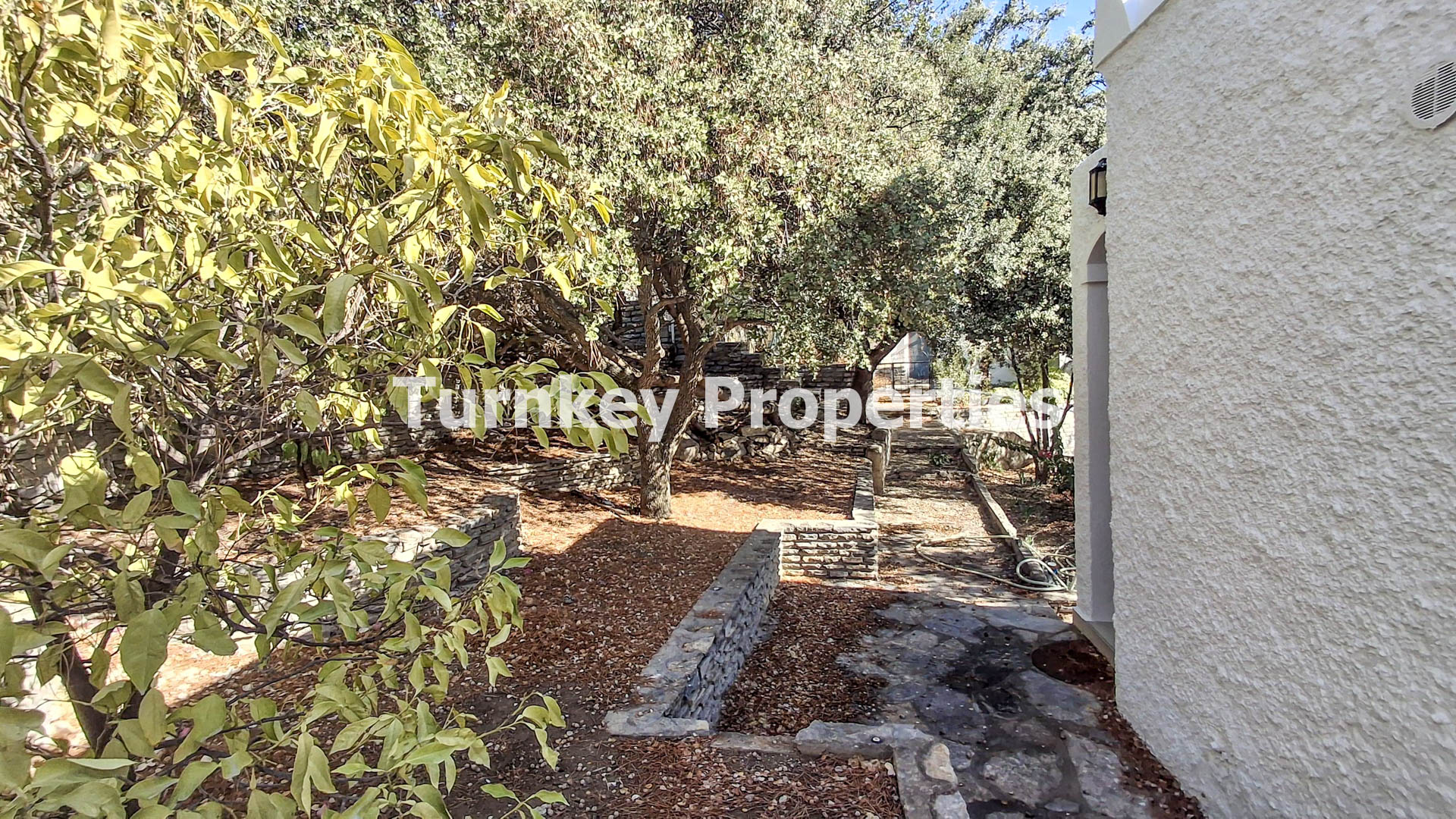 Bitez Aktur Sitesi Senelik Kiralık Deniz Manzaralı Müstakil Villa