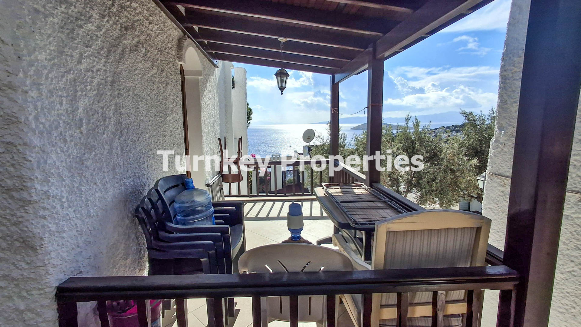 Bitez Aktur Sitesi Senelik Kiralık Deniz Manzaralı Müstakil Villa