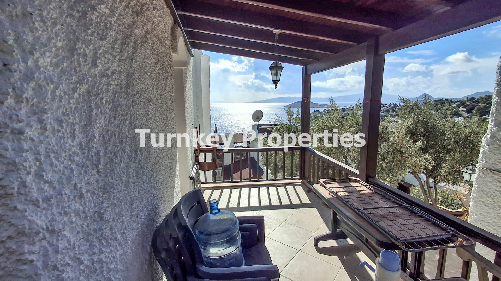 Bitez Aktur Sitesi Senelik Kiralık Deniz Manzaralı Müstakil Villa