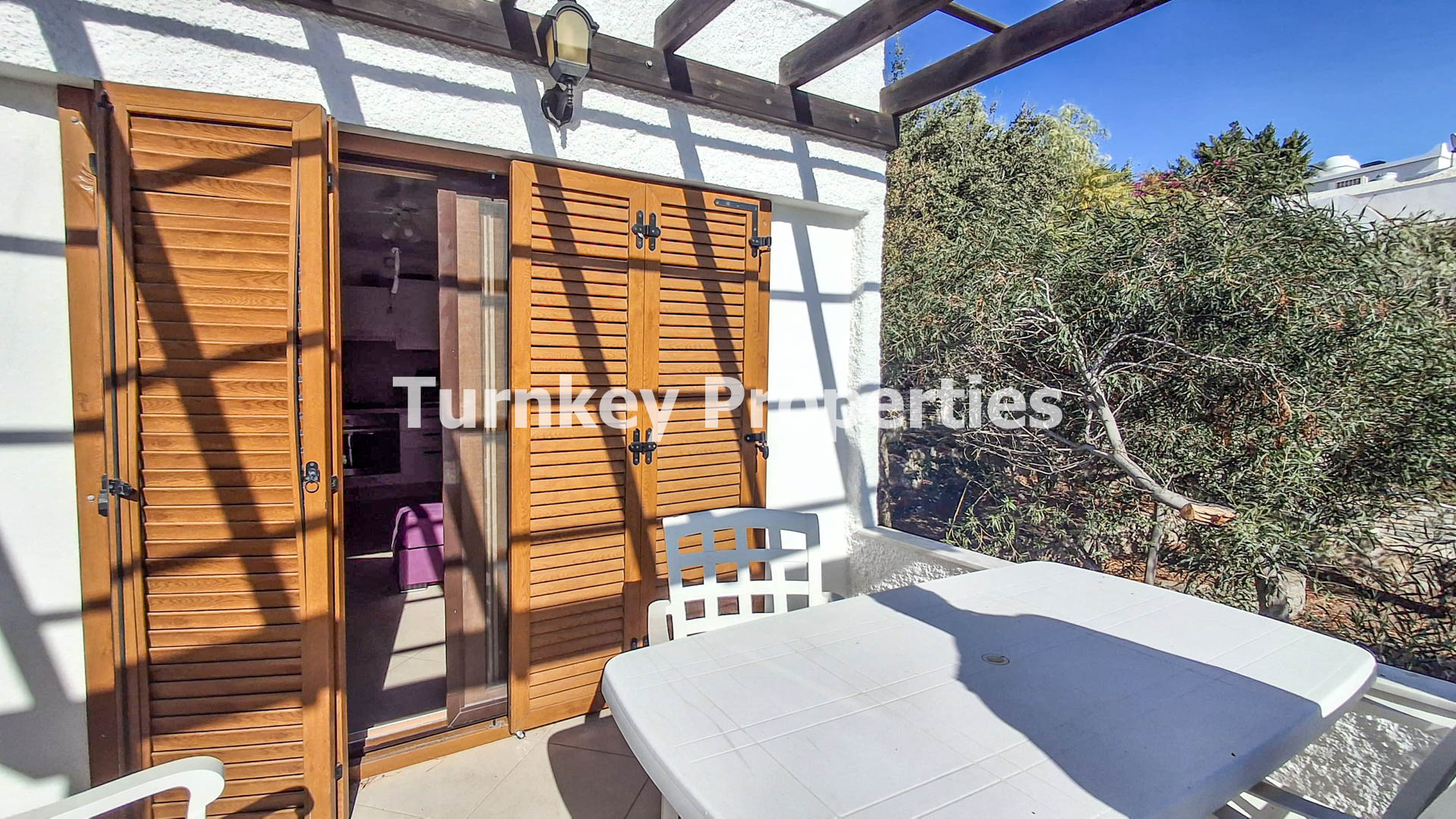 Bitez Aktur Sitesi Senelik Kiralık Deniz Manzaralı Müstakil Villa