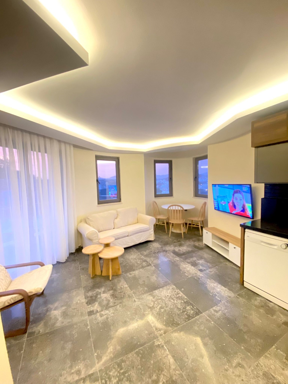 Turgutreis Karabağ’da Eşyalı 2. Kat Kiralık Daire Aylık Ödeme