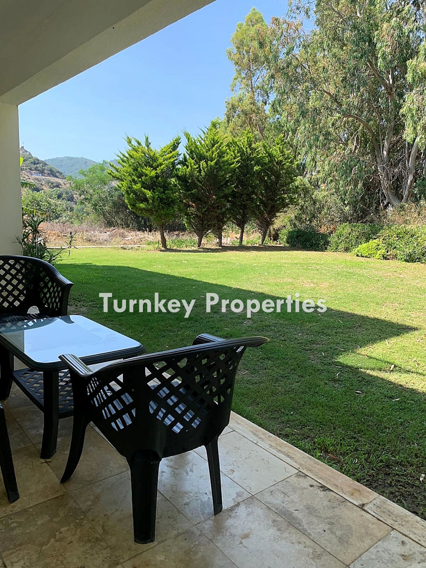 Yalıkavak'ta Sezonluk Kiralık Daire Bahçe Katı 3+1 Havuzlu Site