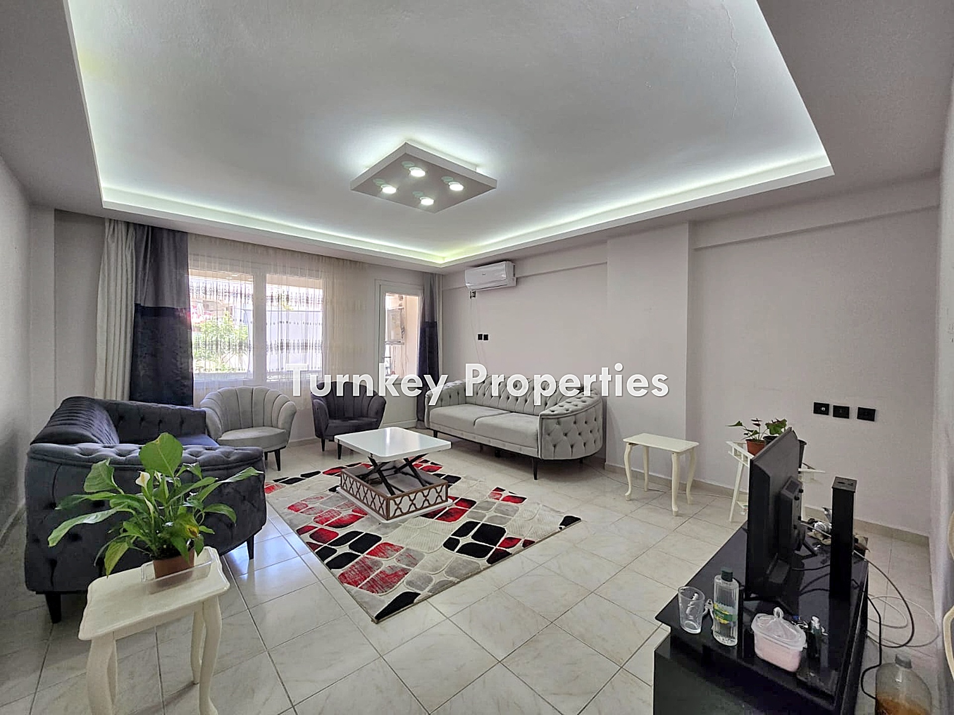 Milas Merkez Satılık Daire 2. Kat Ayrı Mutfaklı, Kışla Caddesi